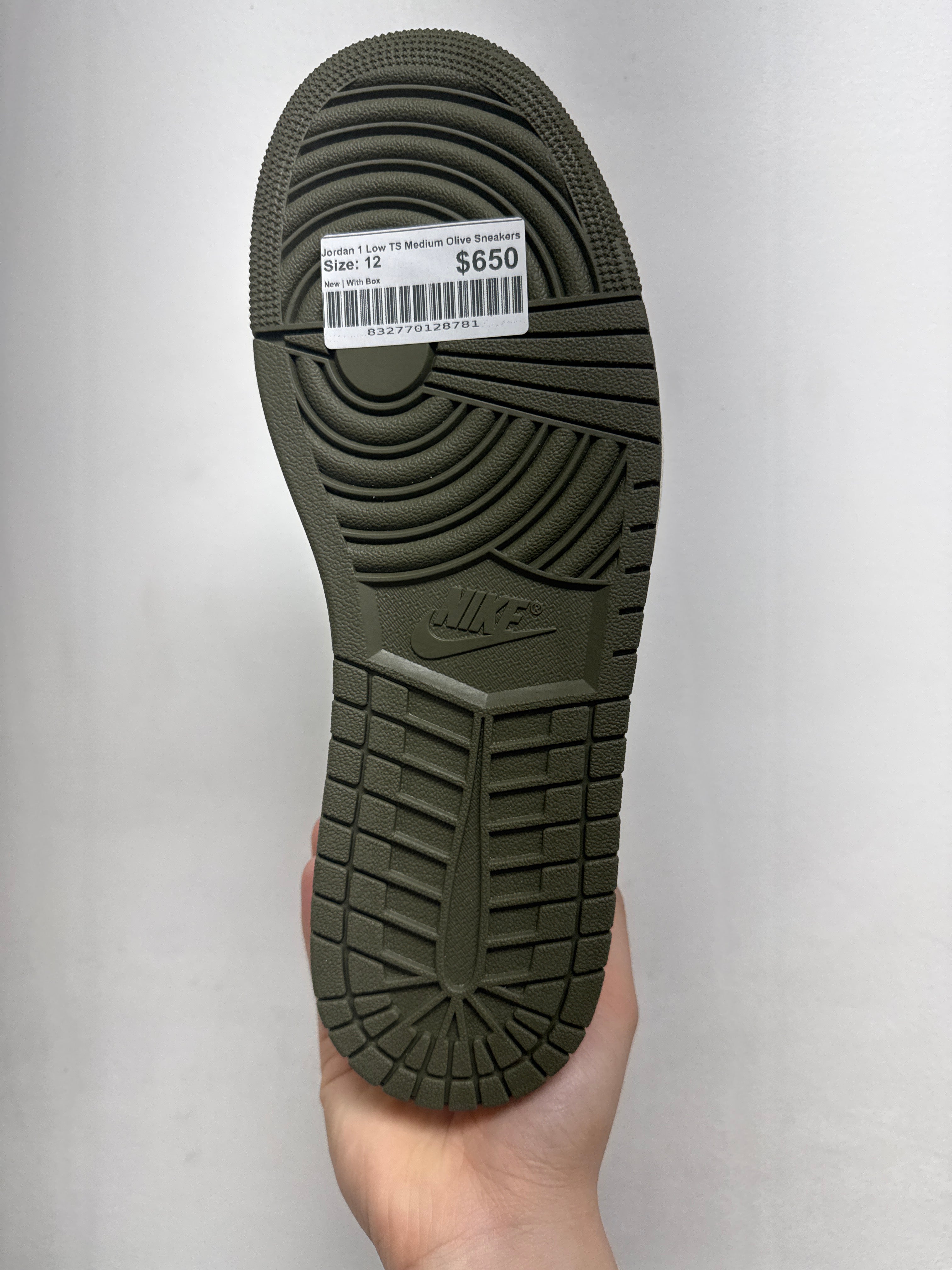 Jordan 1 Low TS Medium Olive Sneakers