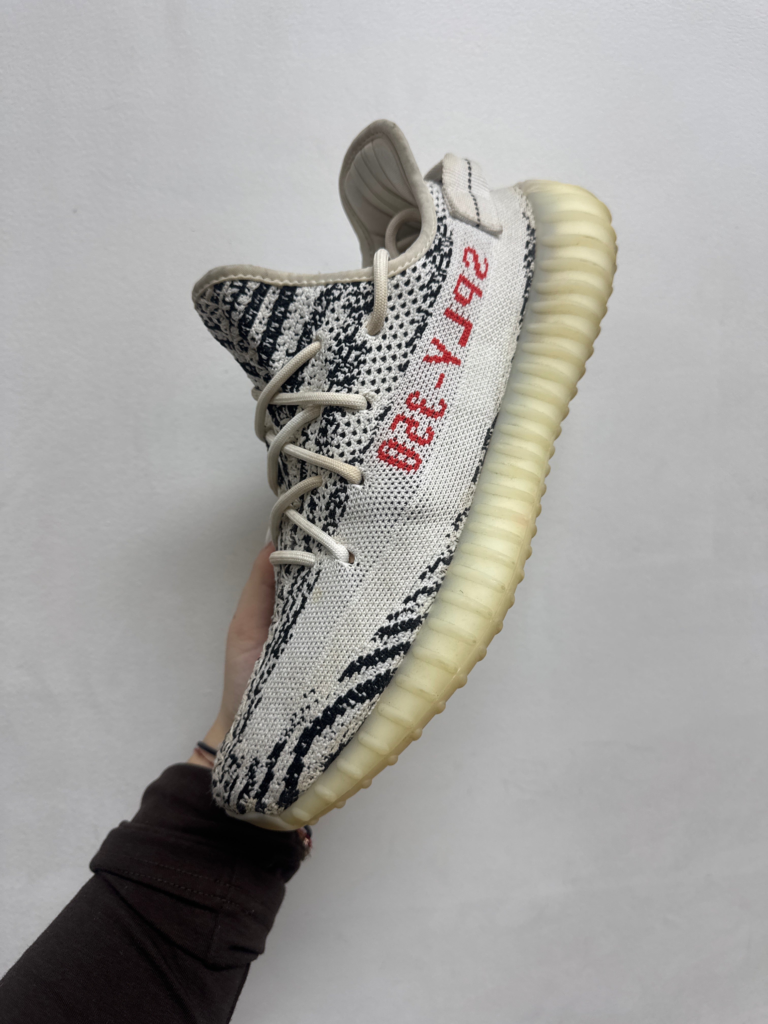 Jordan 350 V2 Zebra Sneakers