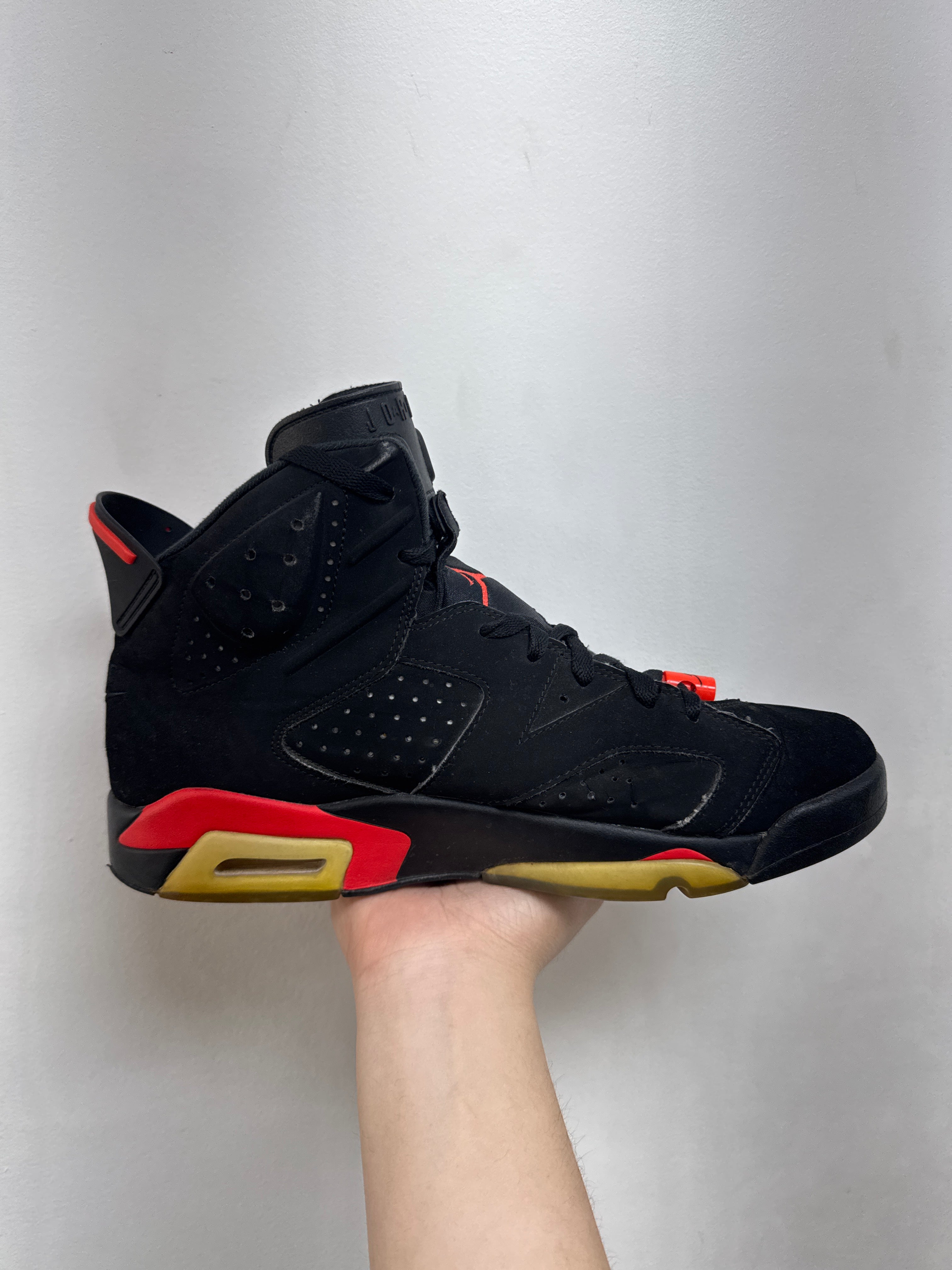 Jordan 6 Infrared Sneakers