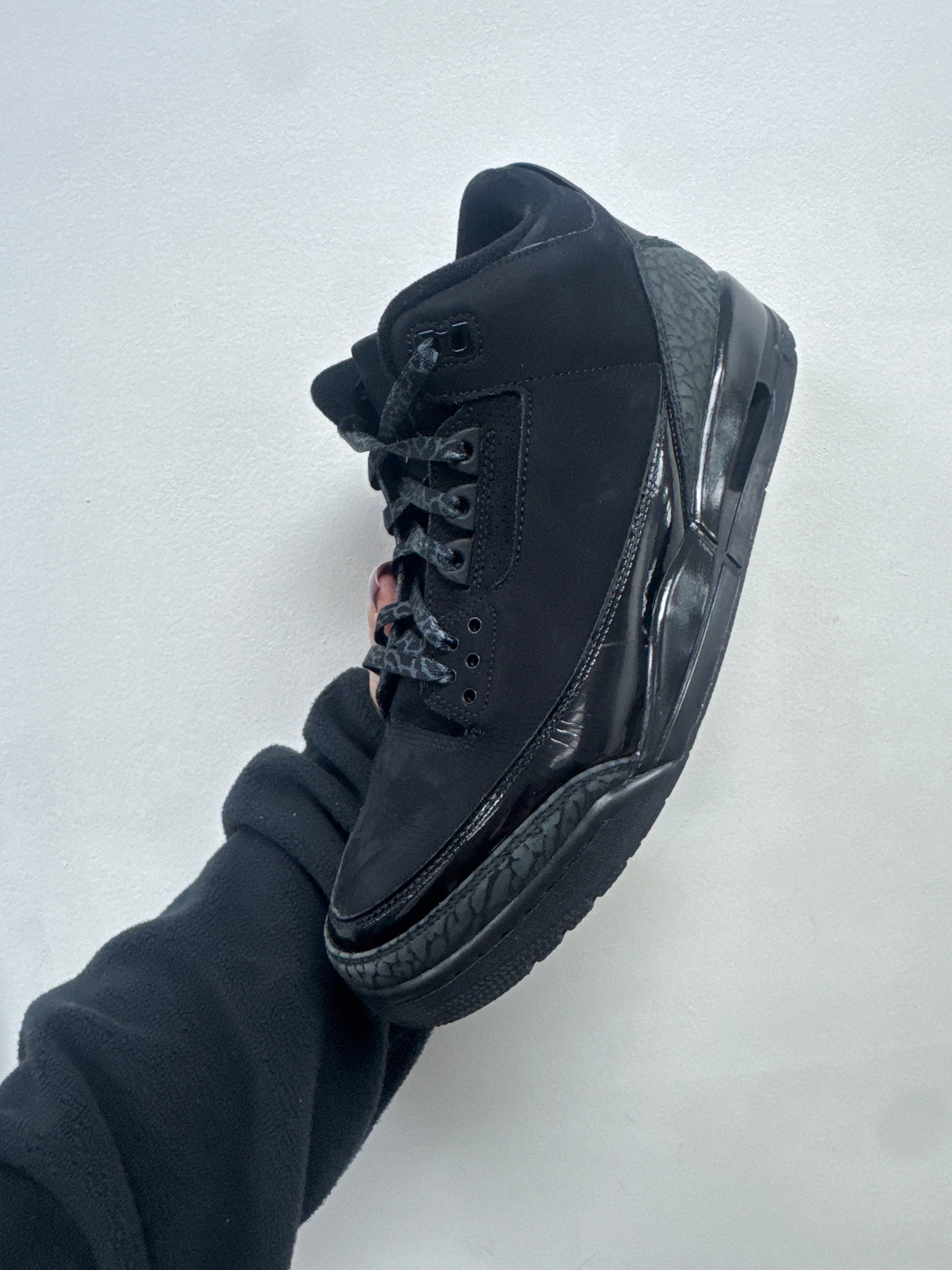Jordan 3 Black Cat Sneakers