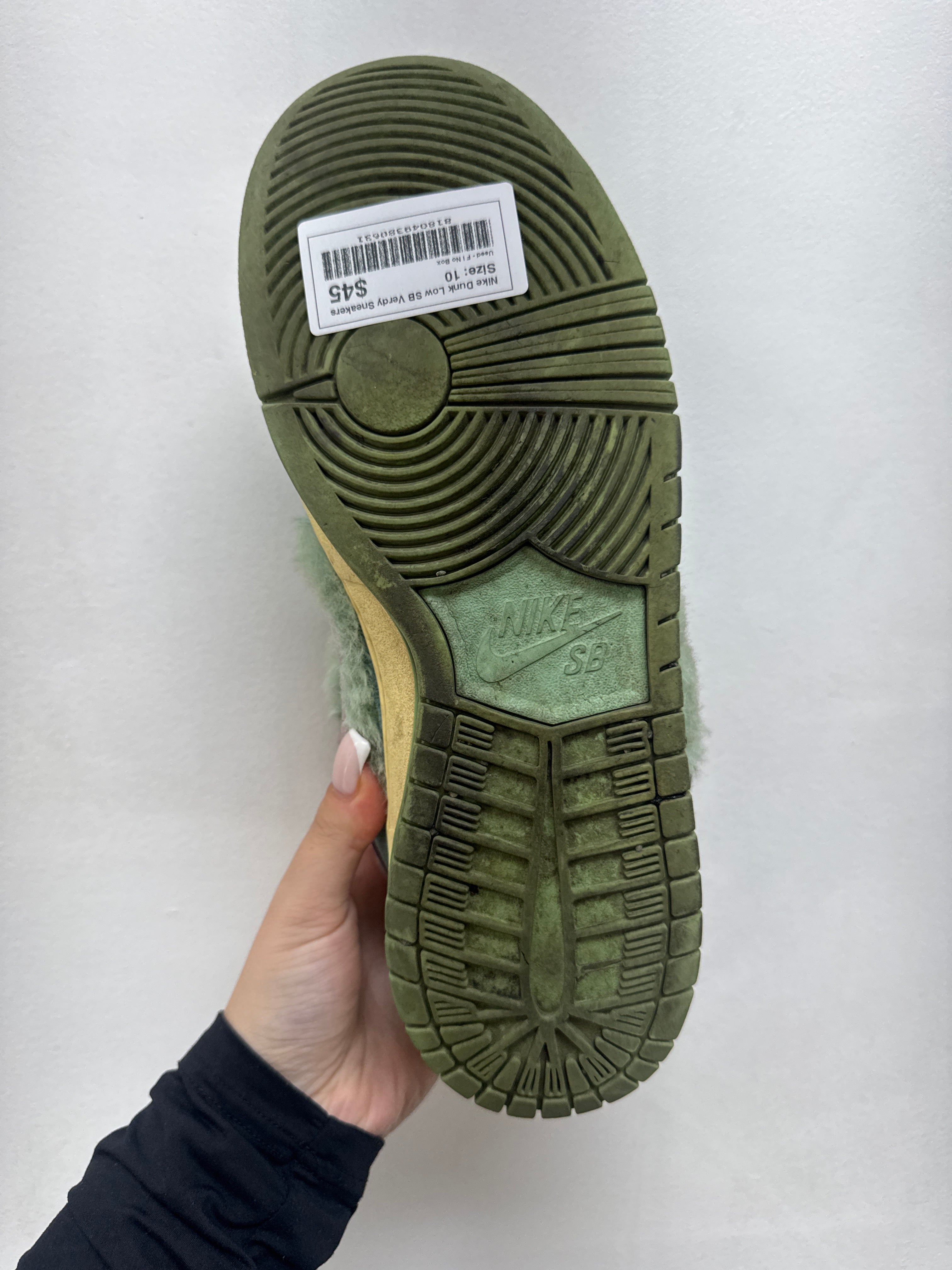 Nike Dunk Low SB Verdy Sneakers