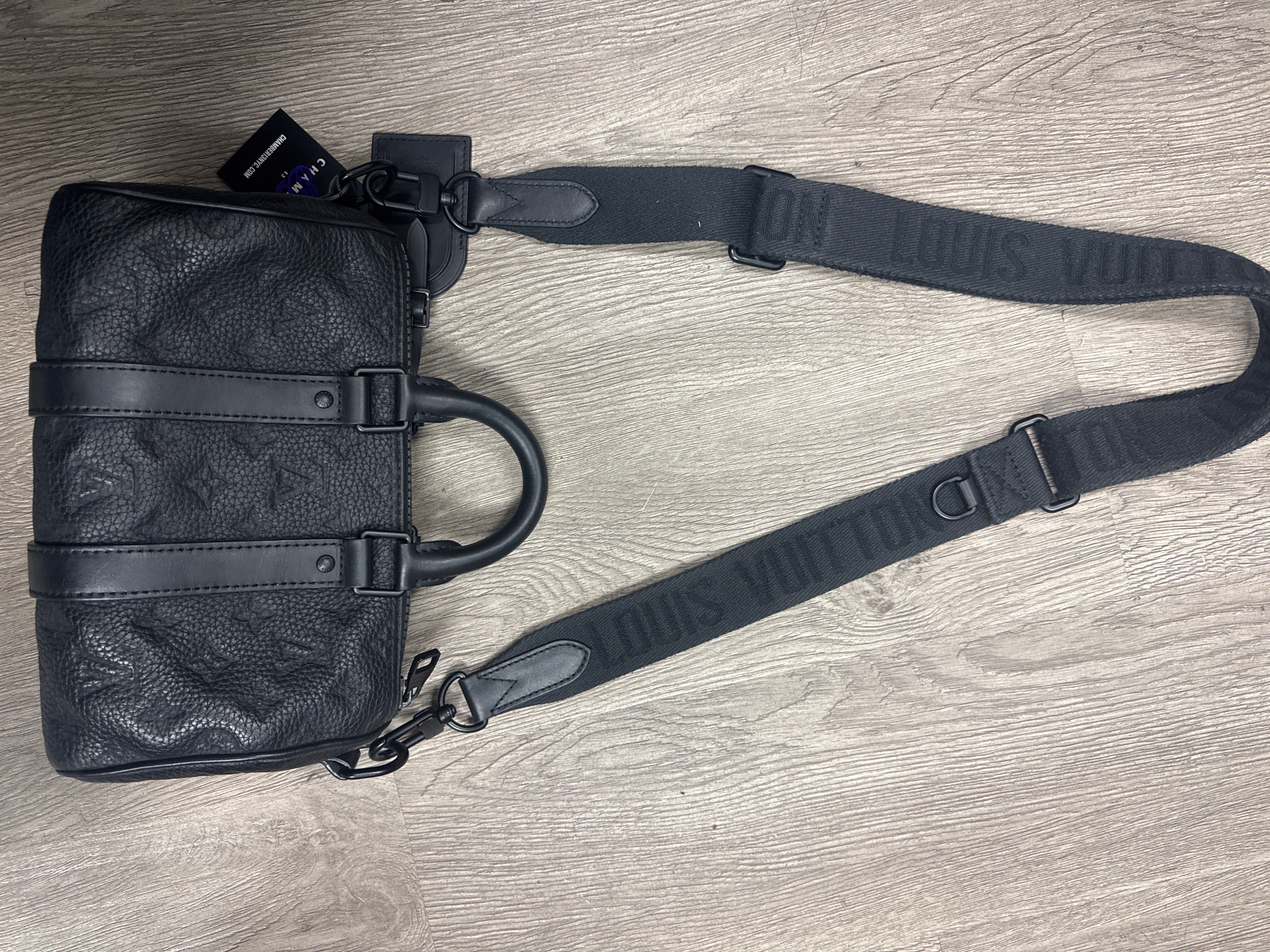 Louis Vuitton Keepall Bandouliere 25 Bag