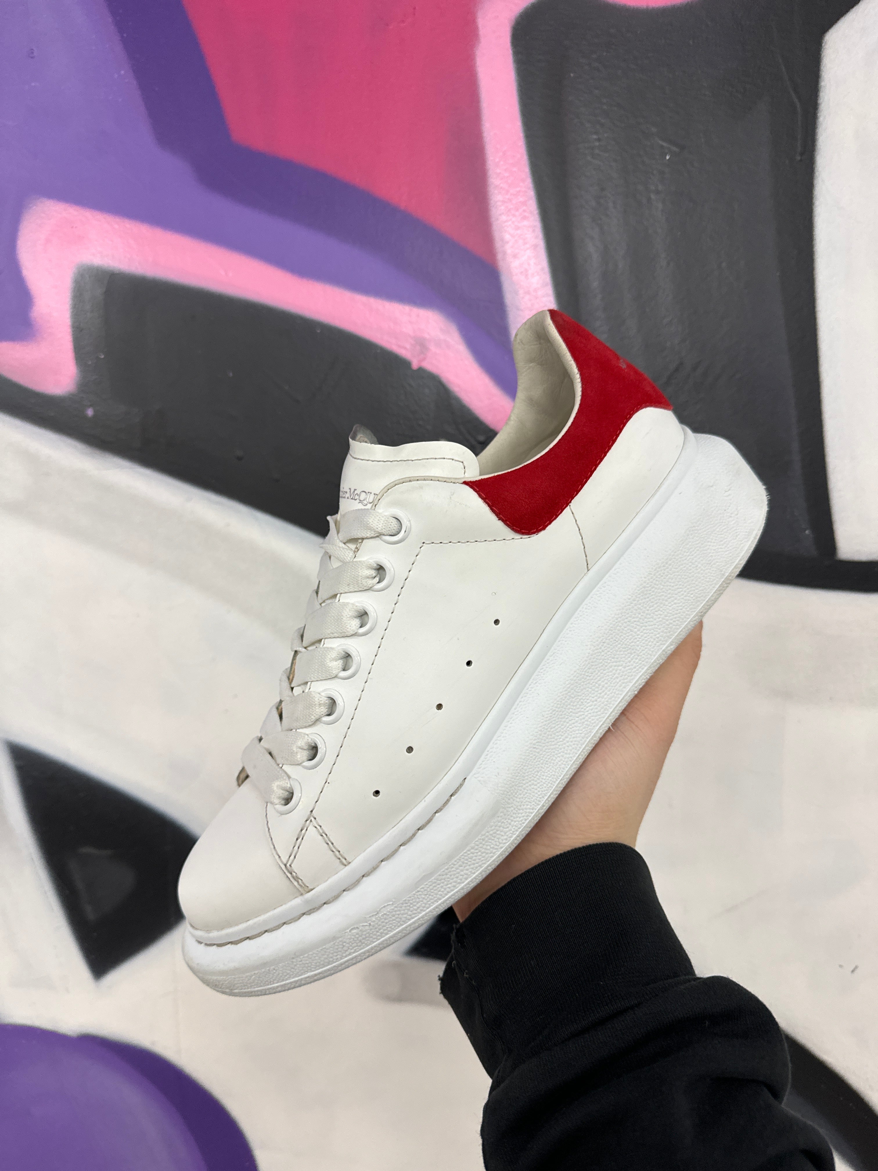 Alexander McQueen White Red Used With Box
