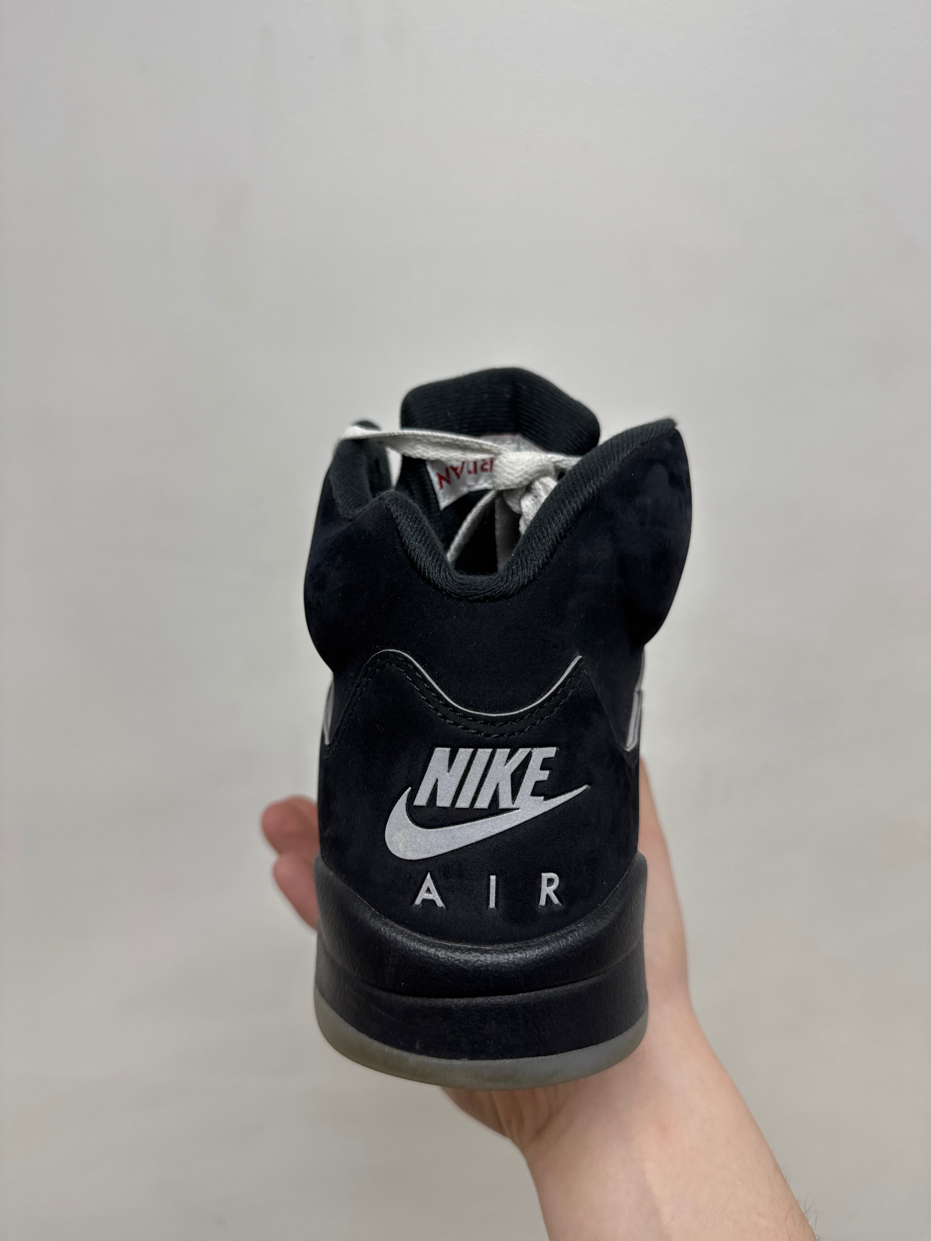 Jordan 5 Black Metallic Sneakers