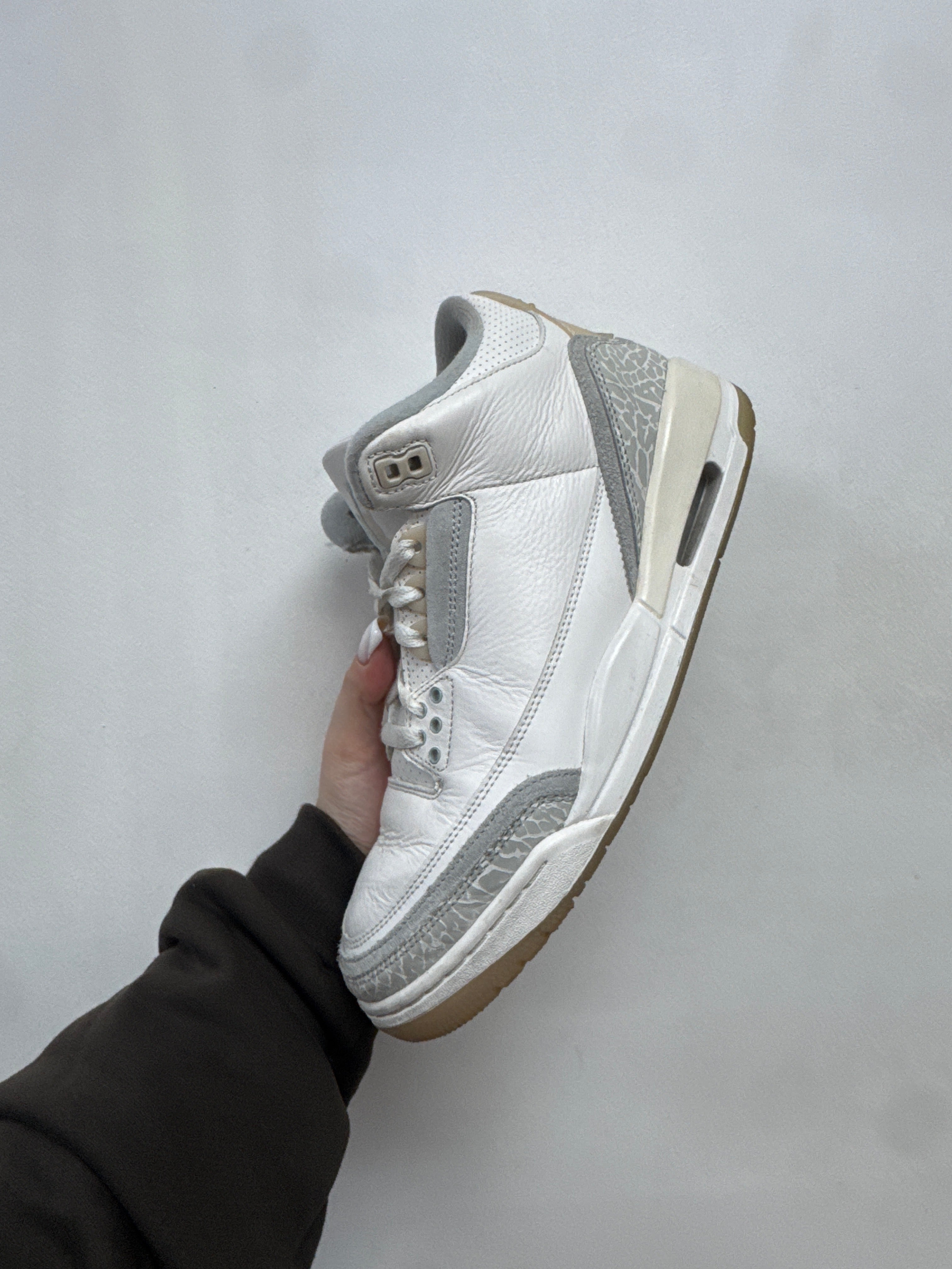 Jordan 3 Craft Ivory Sneakers