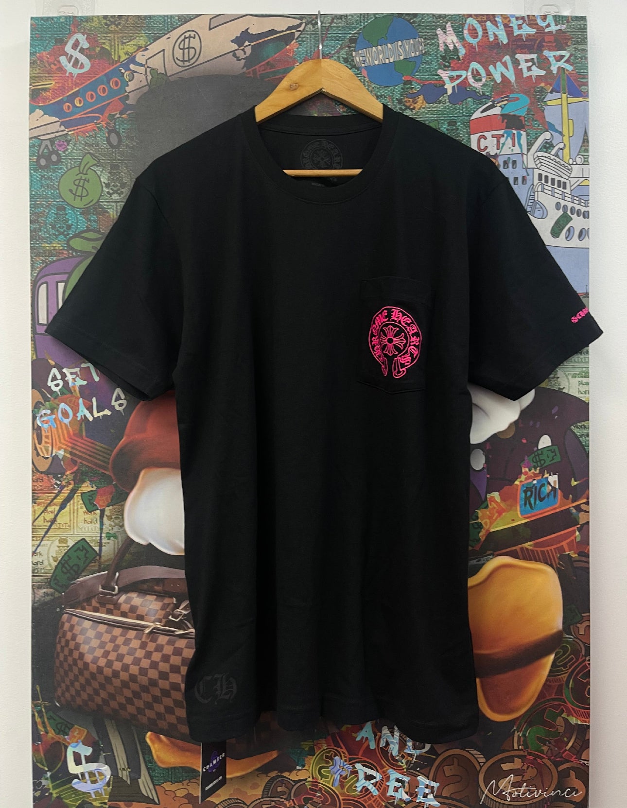 Chrome Hearts Black Pink Horseshoe Tee
