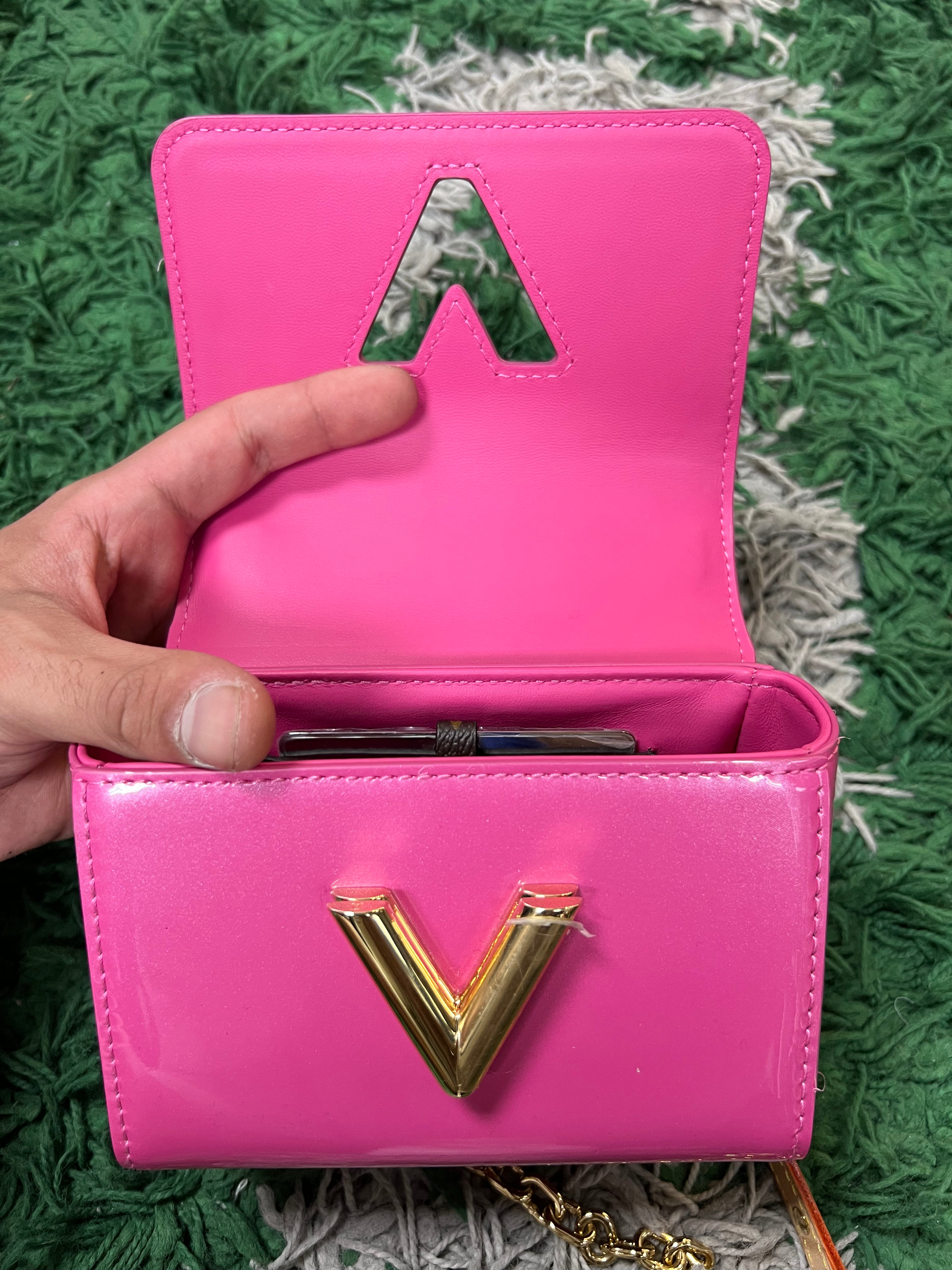 Louis Vuitton Pink Patent Chain Leather Bag Bag