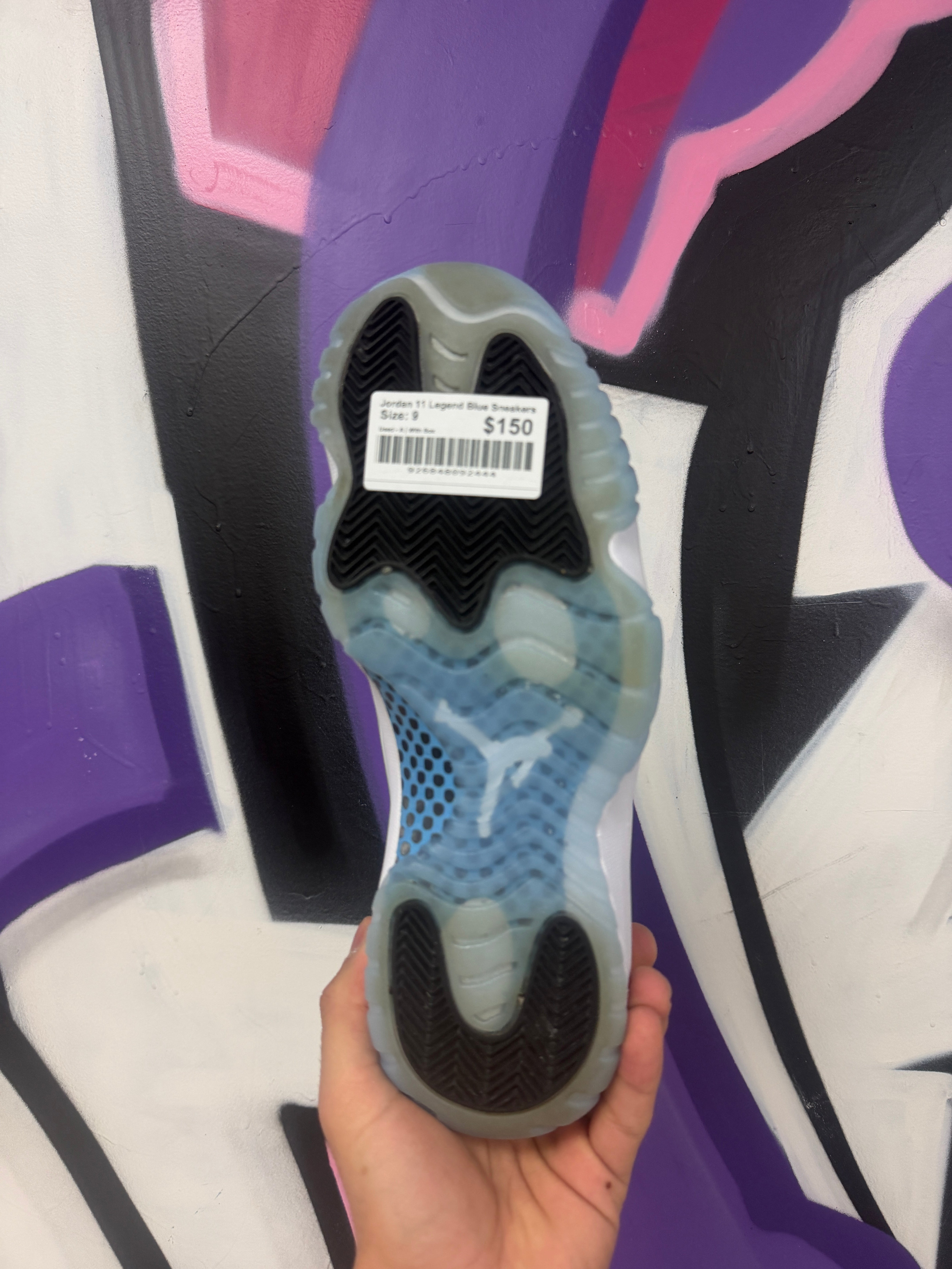 Jordan 11 Legend Blue Sneakers