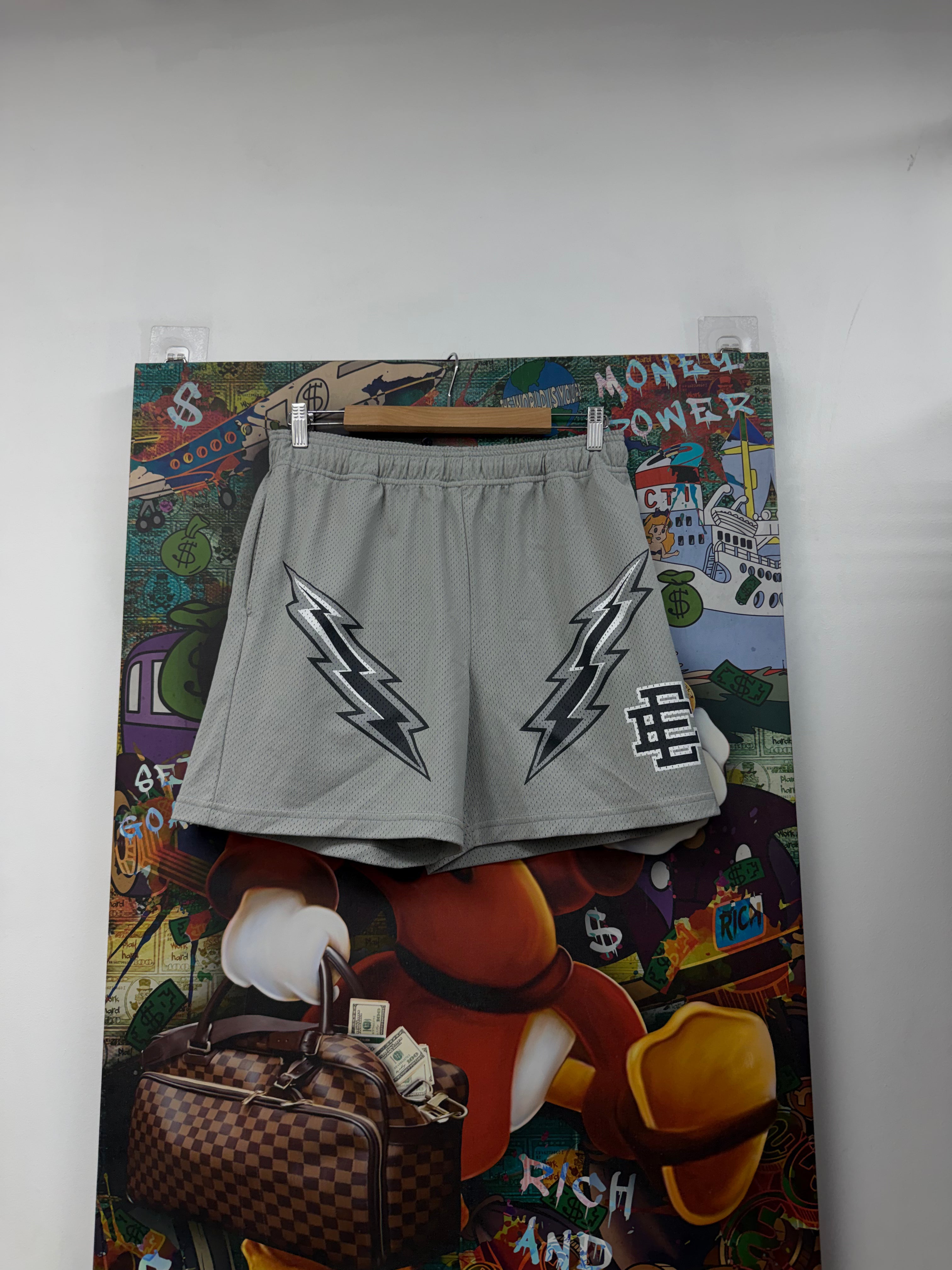 Eric Emanuel Grey Grey Thunderbolt