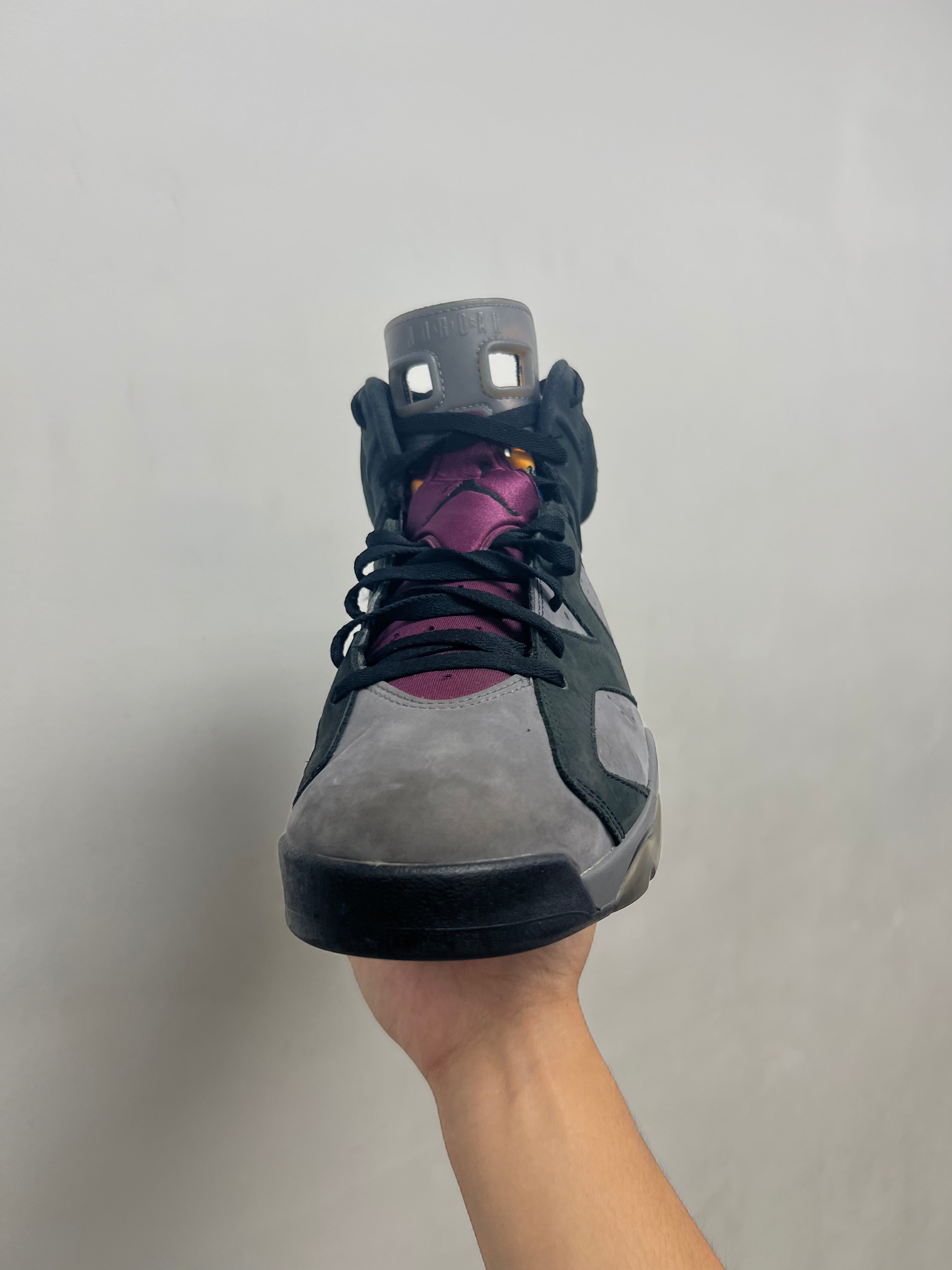 Jordan 6 Bordeaux Sneakers