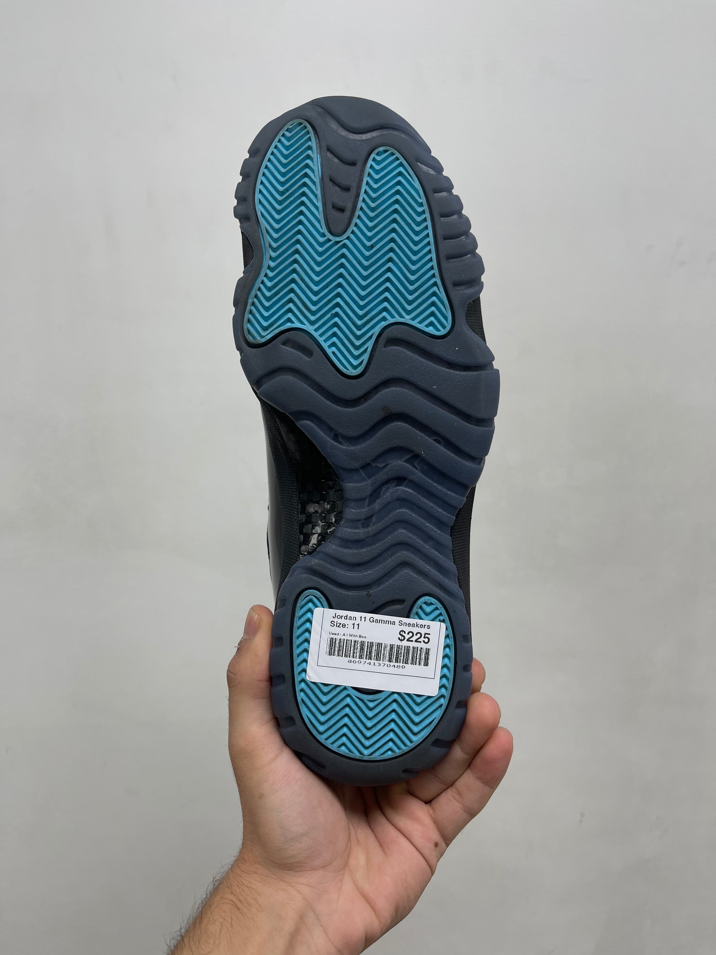 Jordan 11 Gamma Sneakers