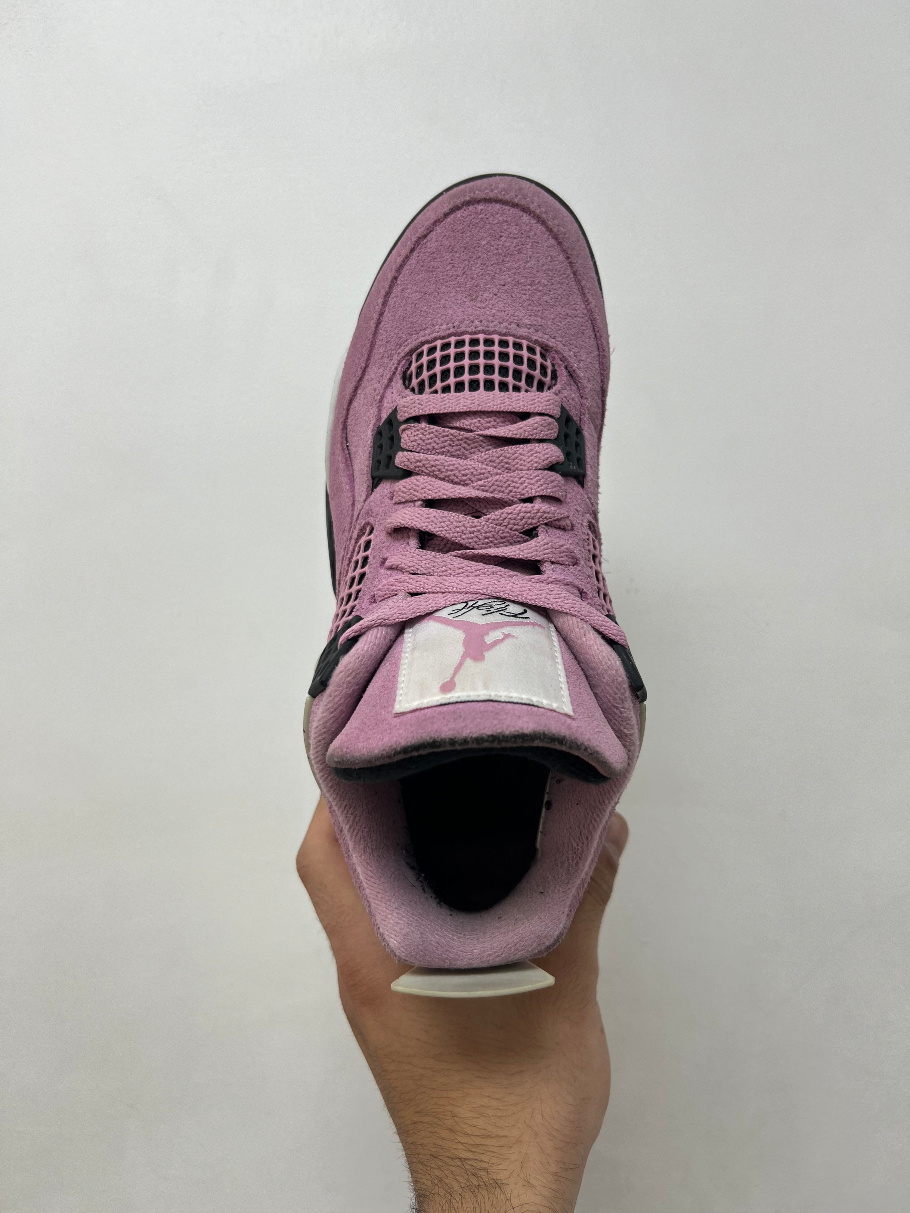 Jordan 4 Orchid Sneakers