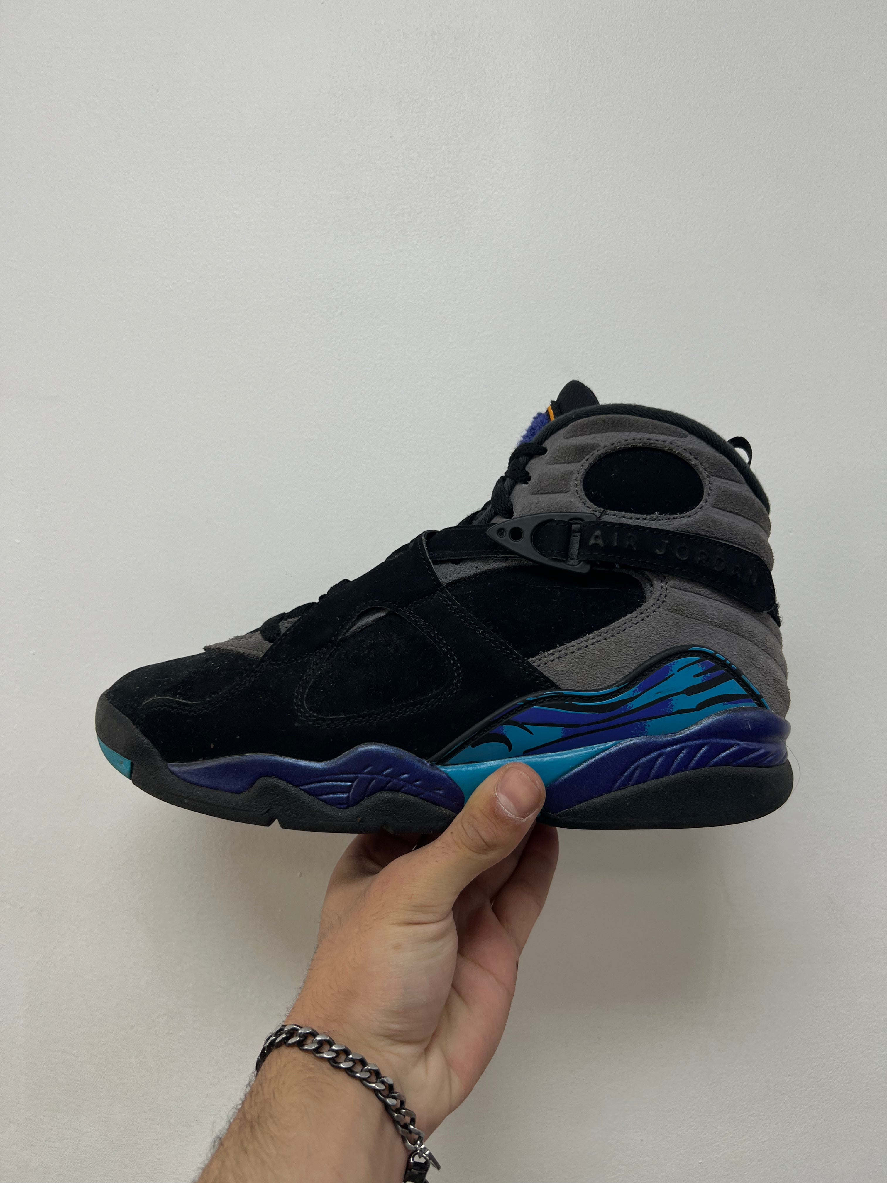 Jordan 8 Aqua Sneakers