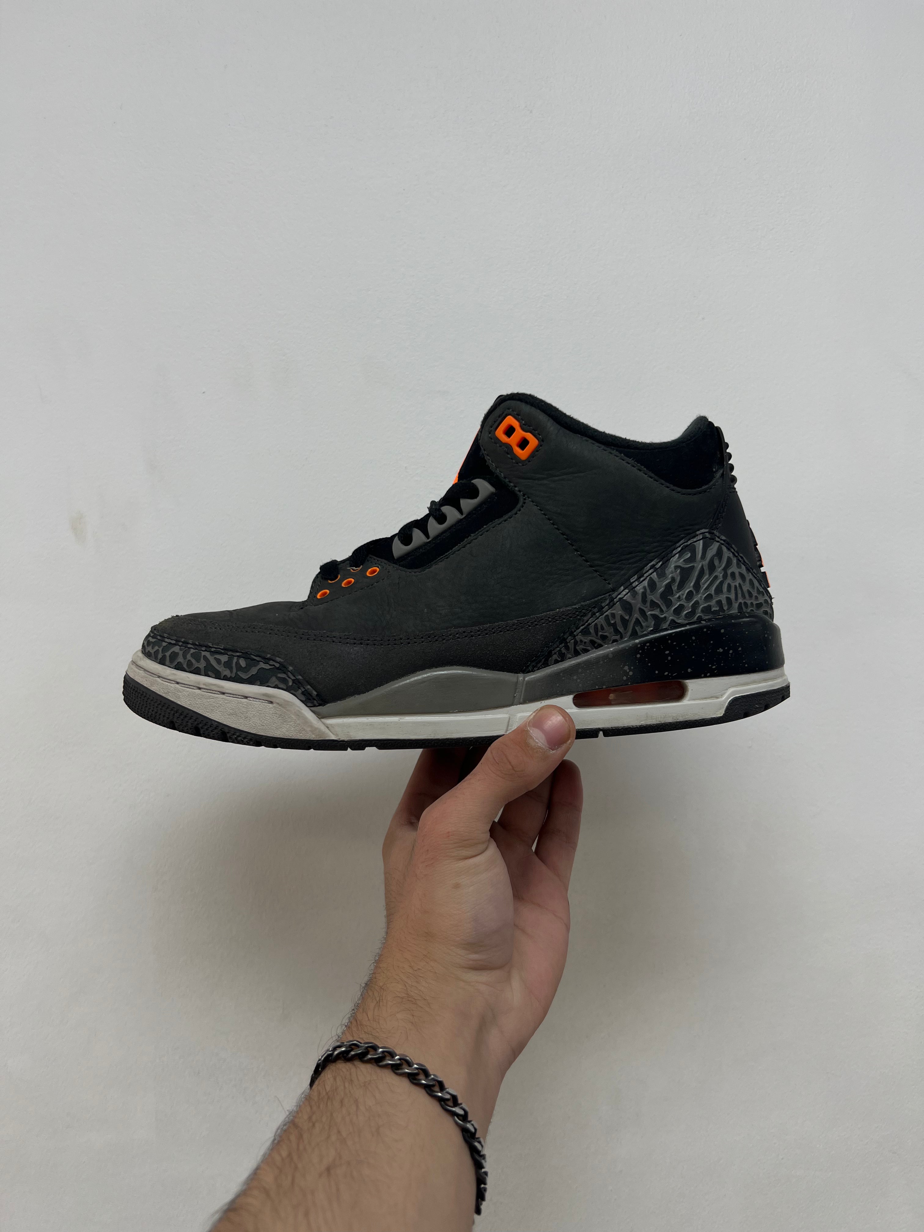 Jordan 3 Fear Sneakers