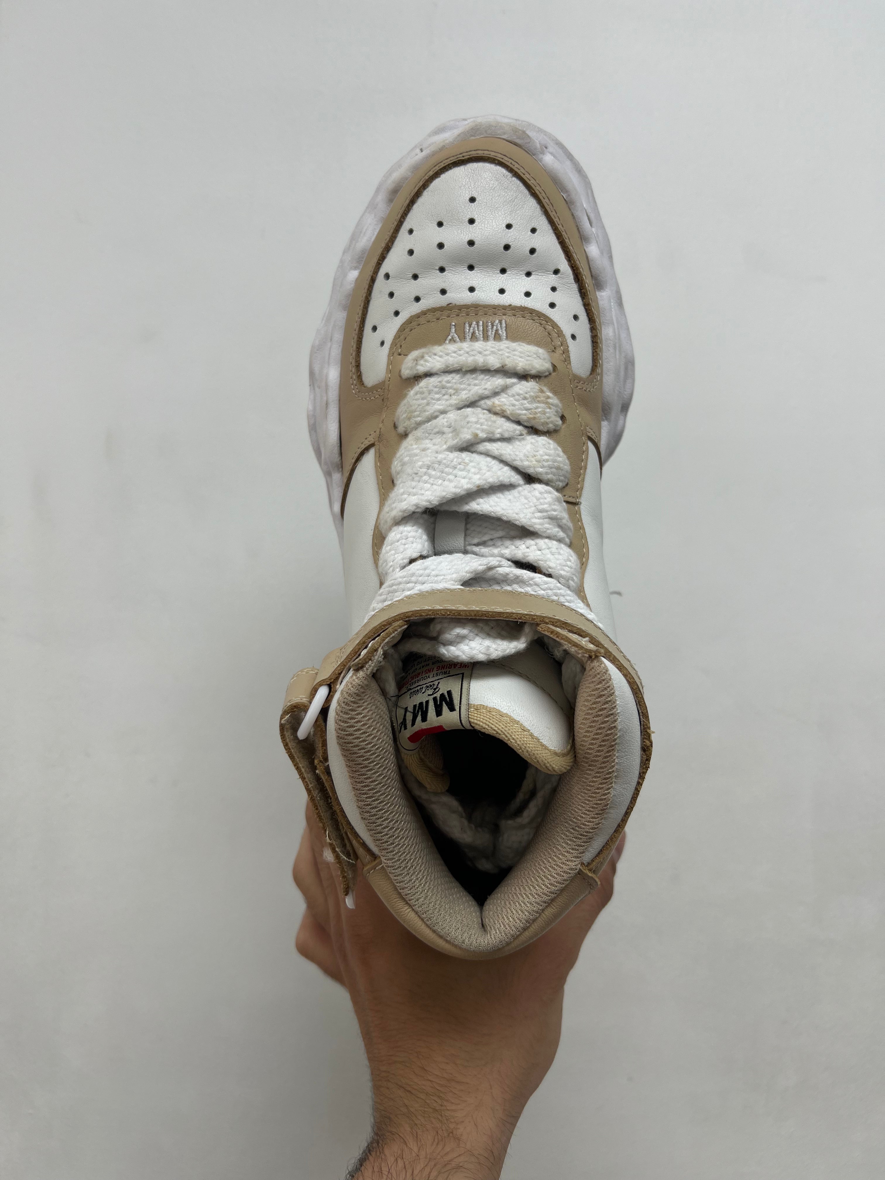 MMY Tan White Mid Wayne Sneakers