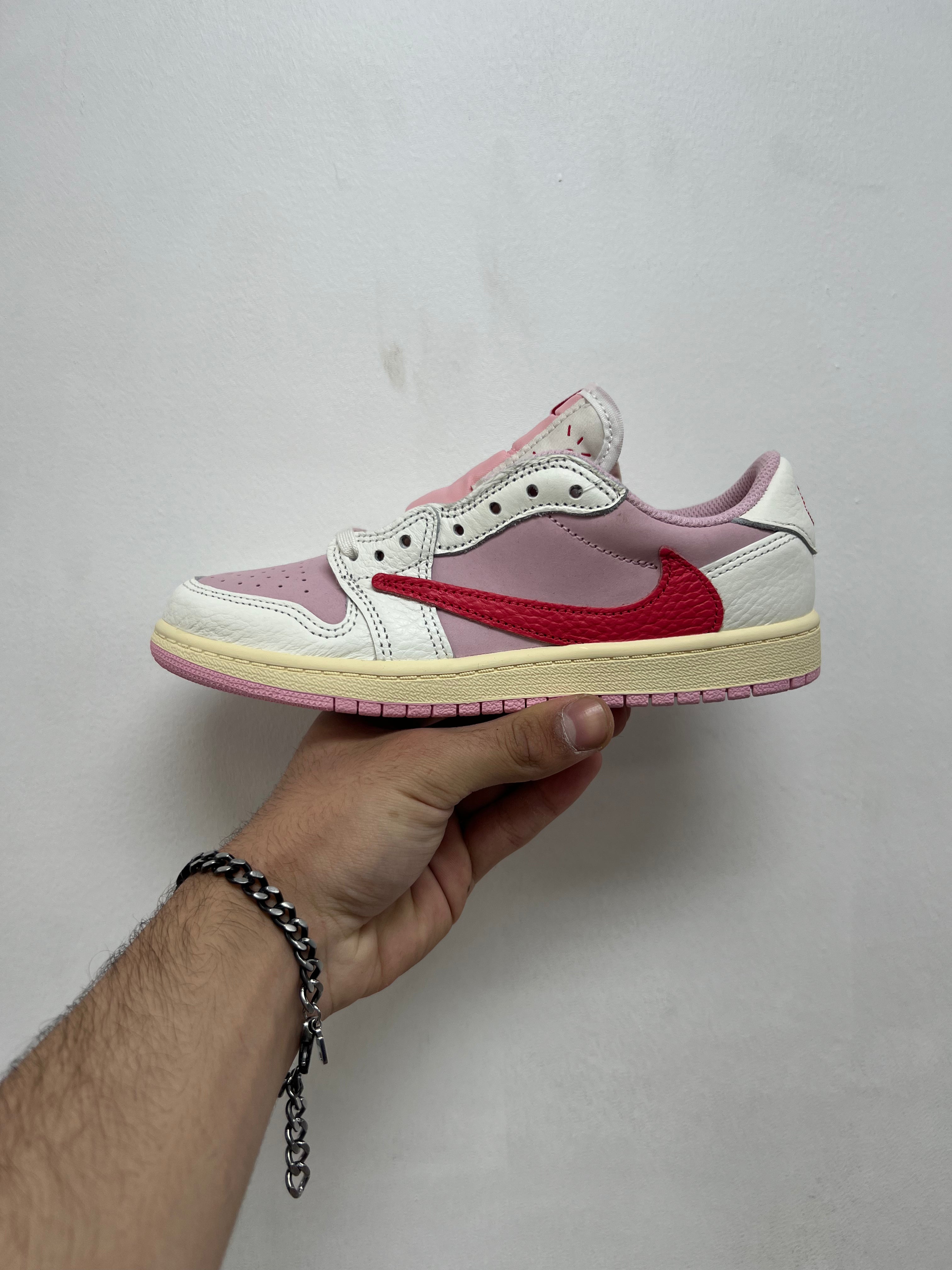 Jordan 1 Low Travis Scott Tropical Pink Sneakers