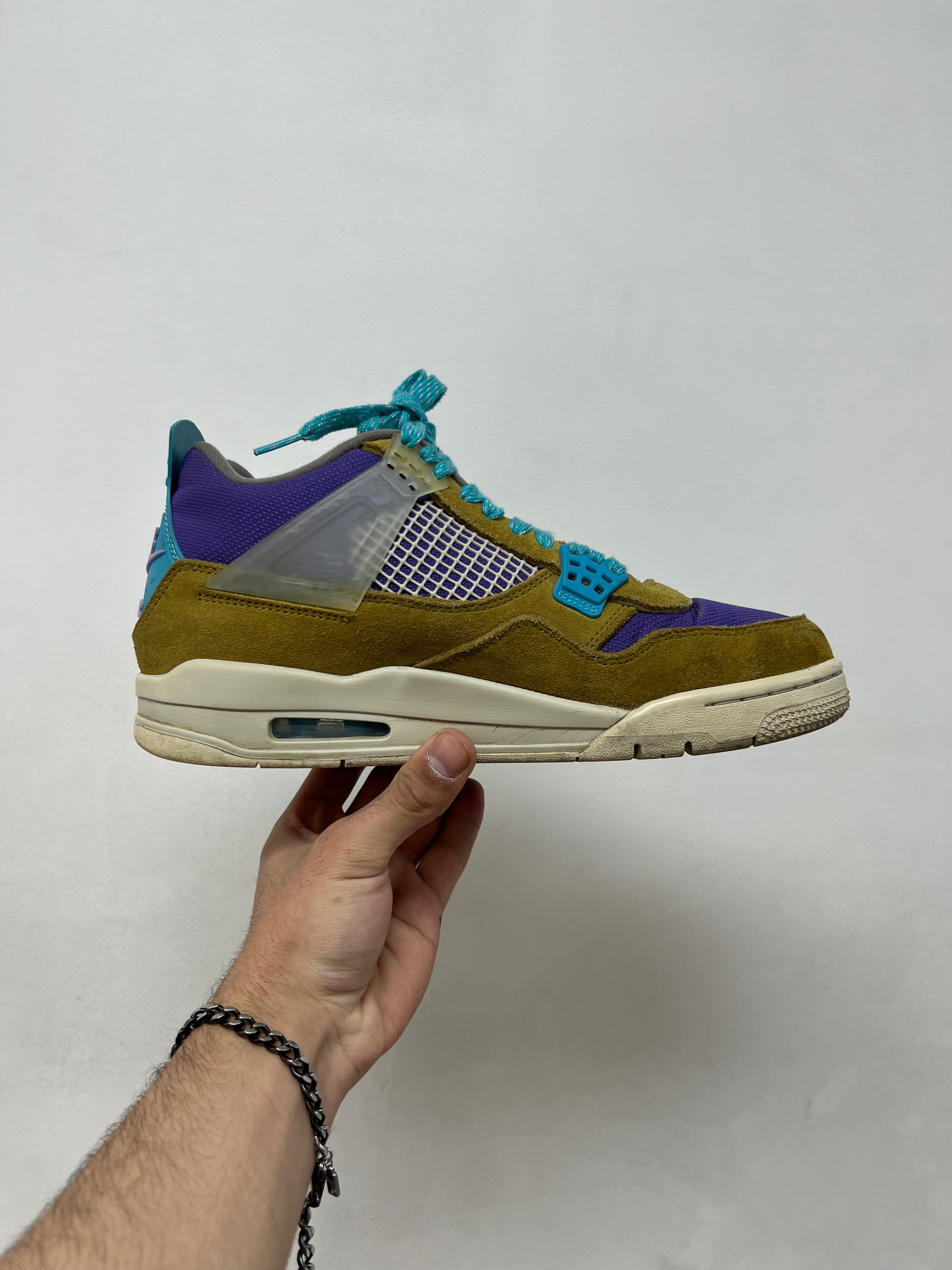 Jordan 4 Union Desert Moss Sneakers