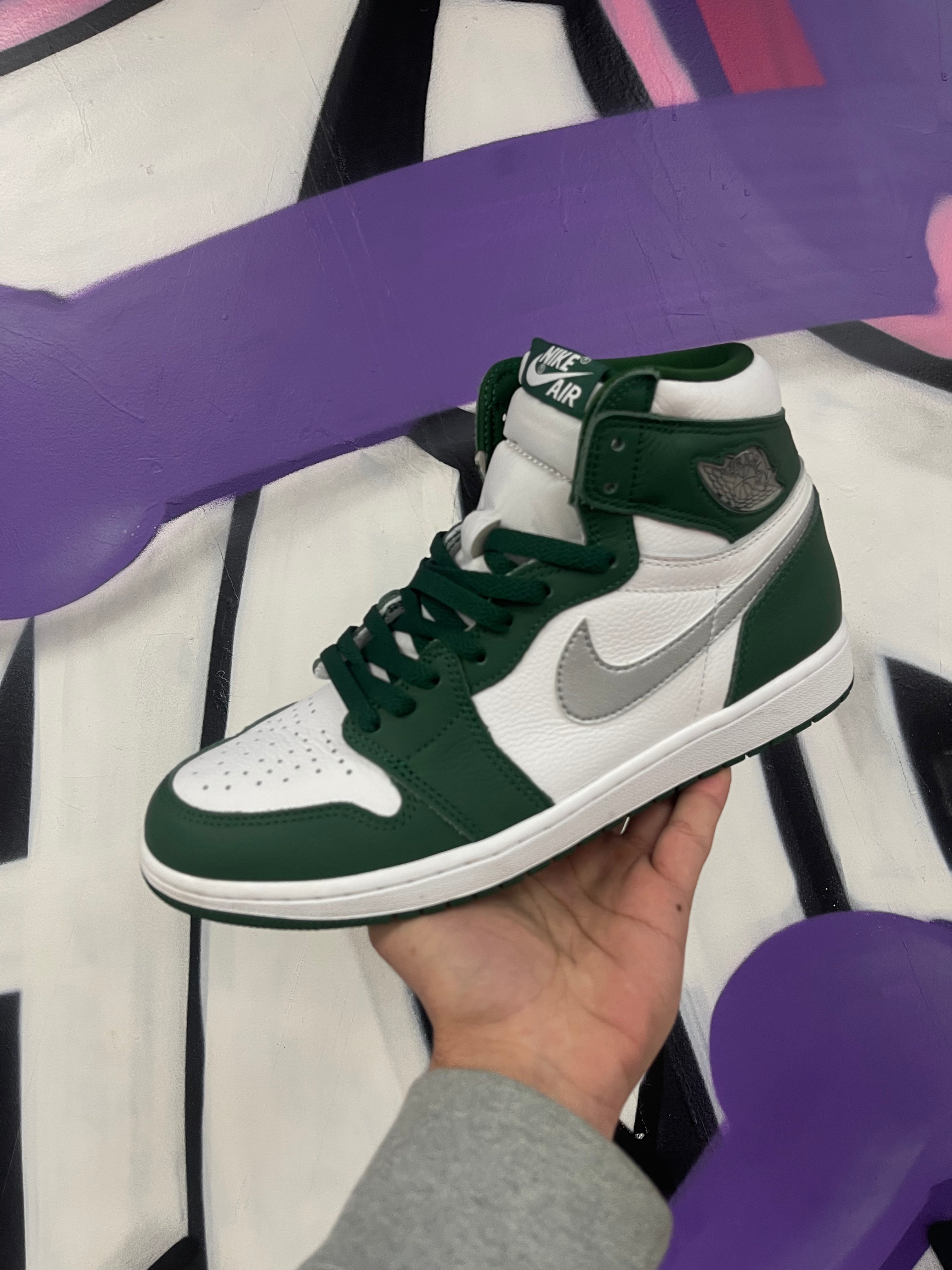 Jordan 1 Gorge Green Sneakers