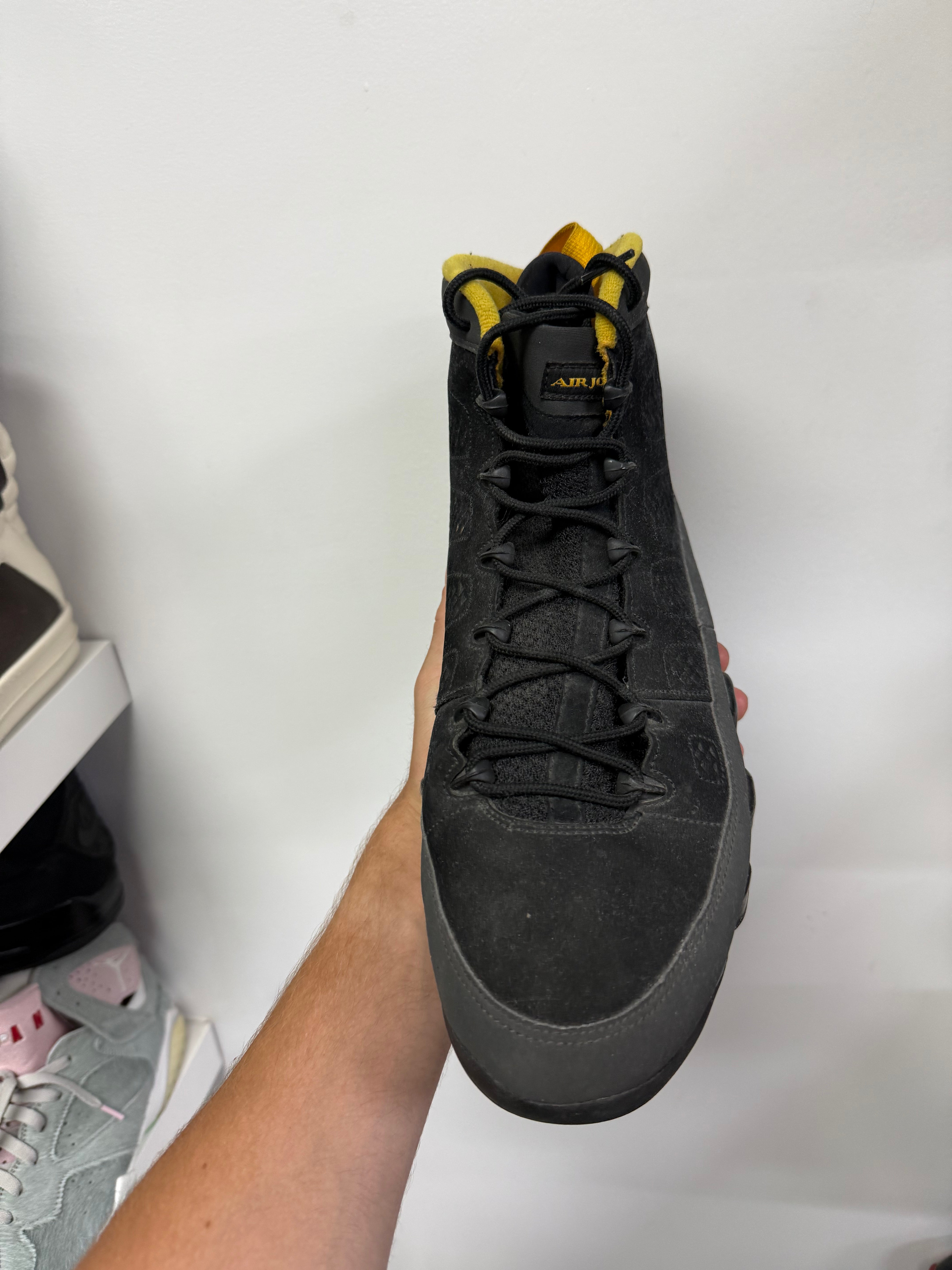 Nike Jordan 9 Dark Chorcoal Sneakers