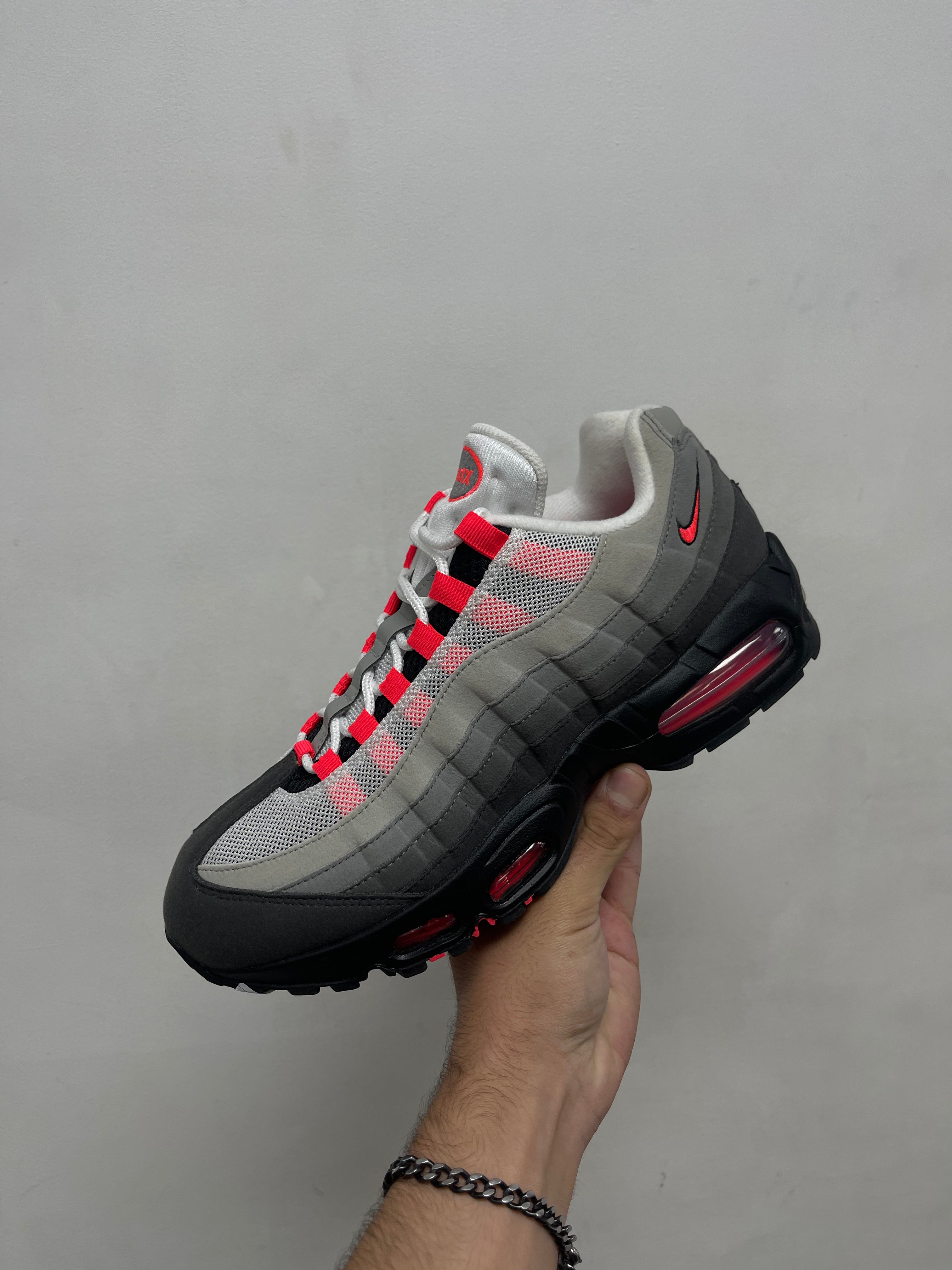 Nike AM95 Solar Sneakers