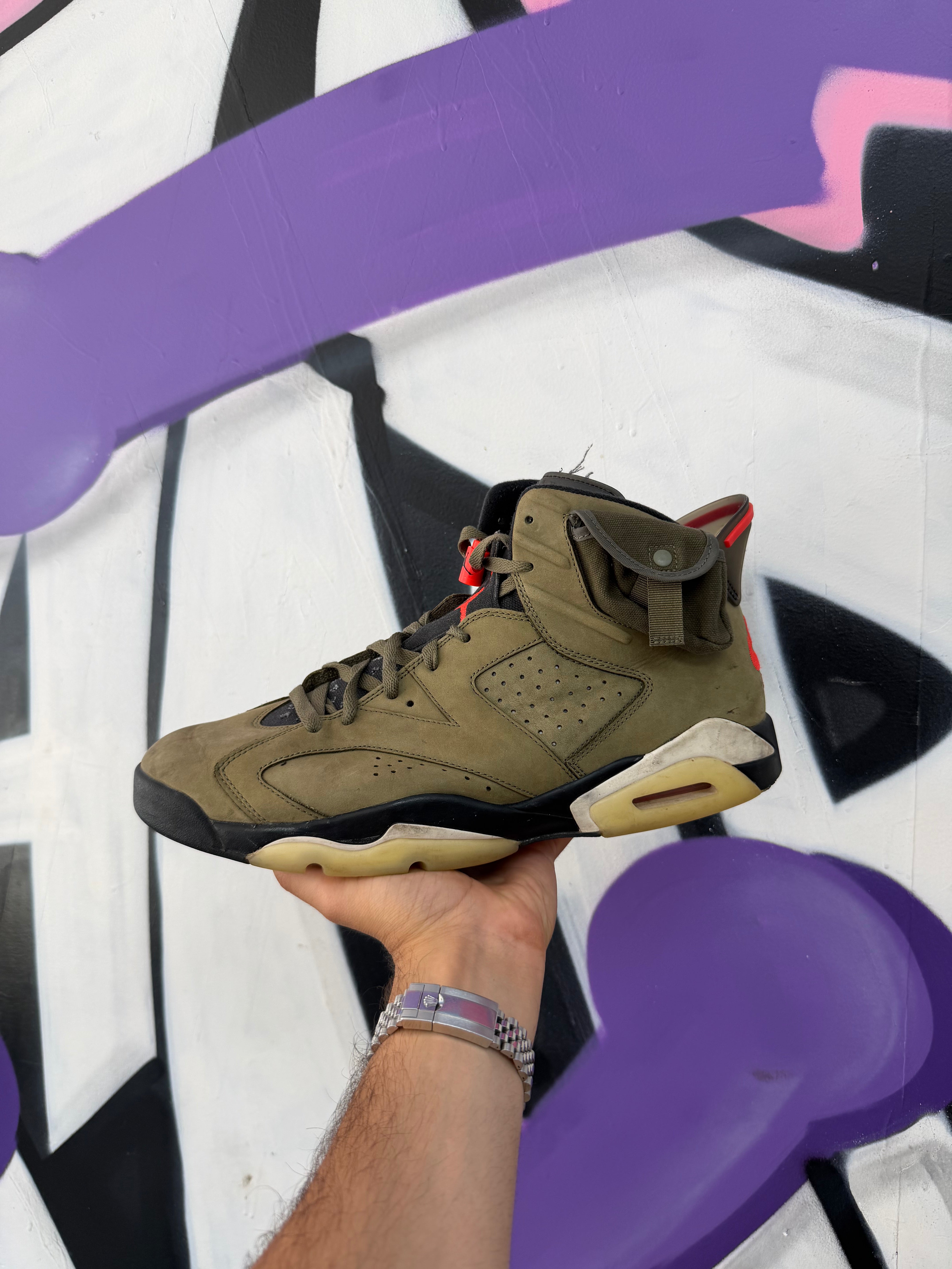 Jordan 6 Travis Scott Olive Sneakers