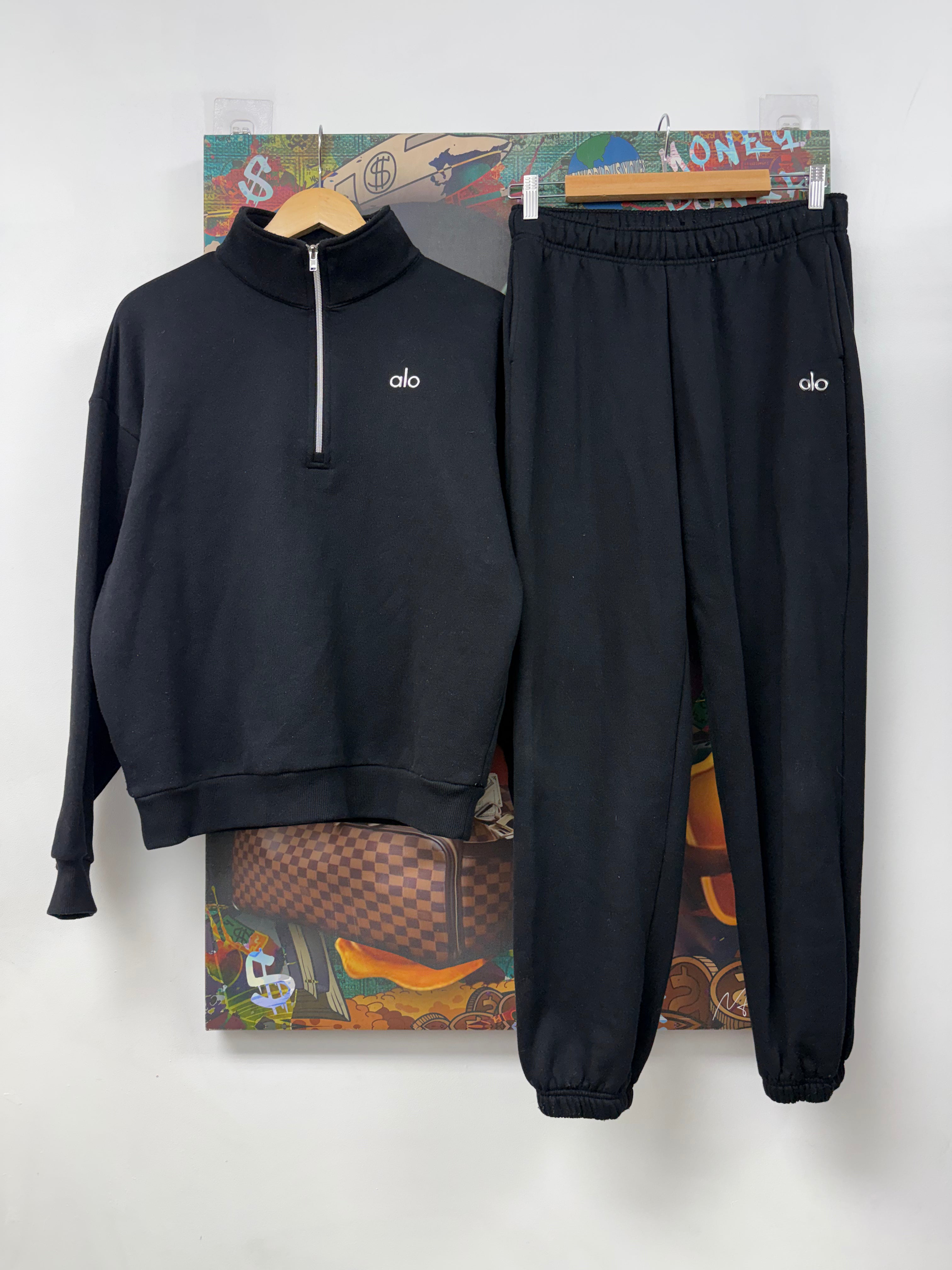 ALO Black Accolade Sweatsuit