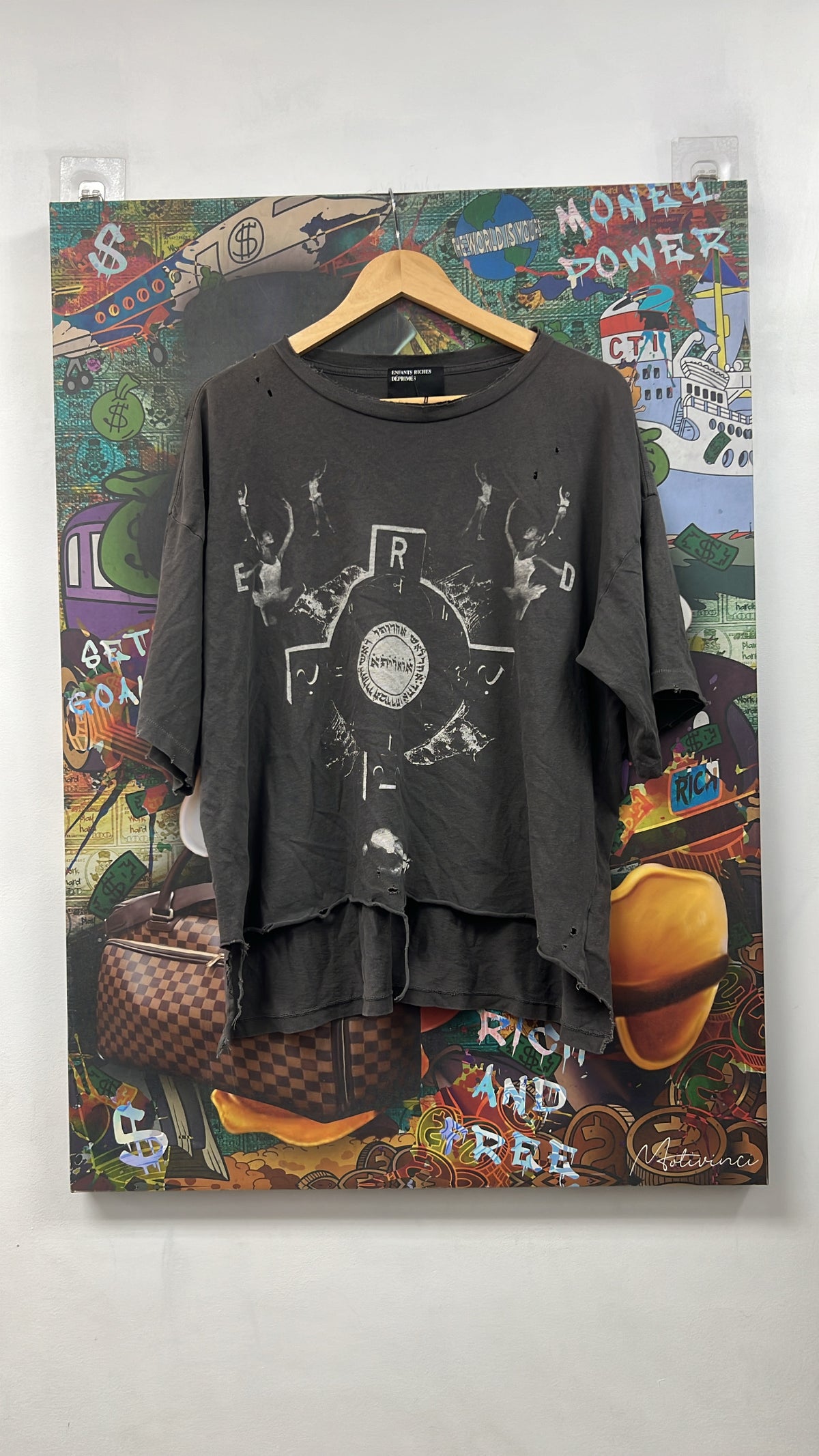 ENFANTS RICHES DÉPRIMÉS Bed Of Nails Tee