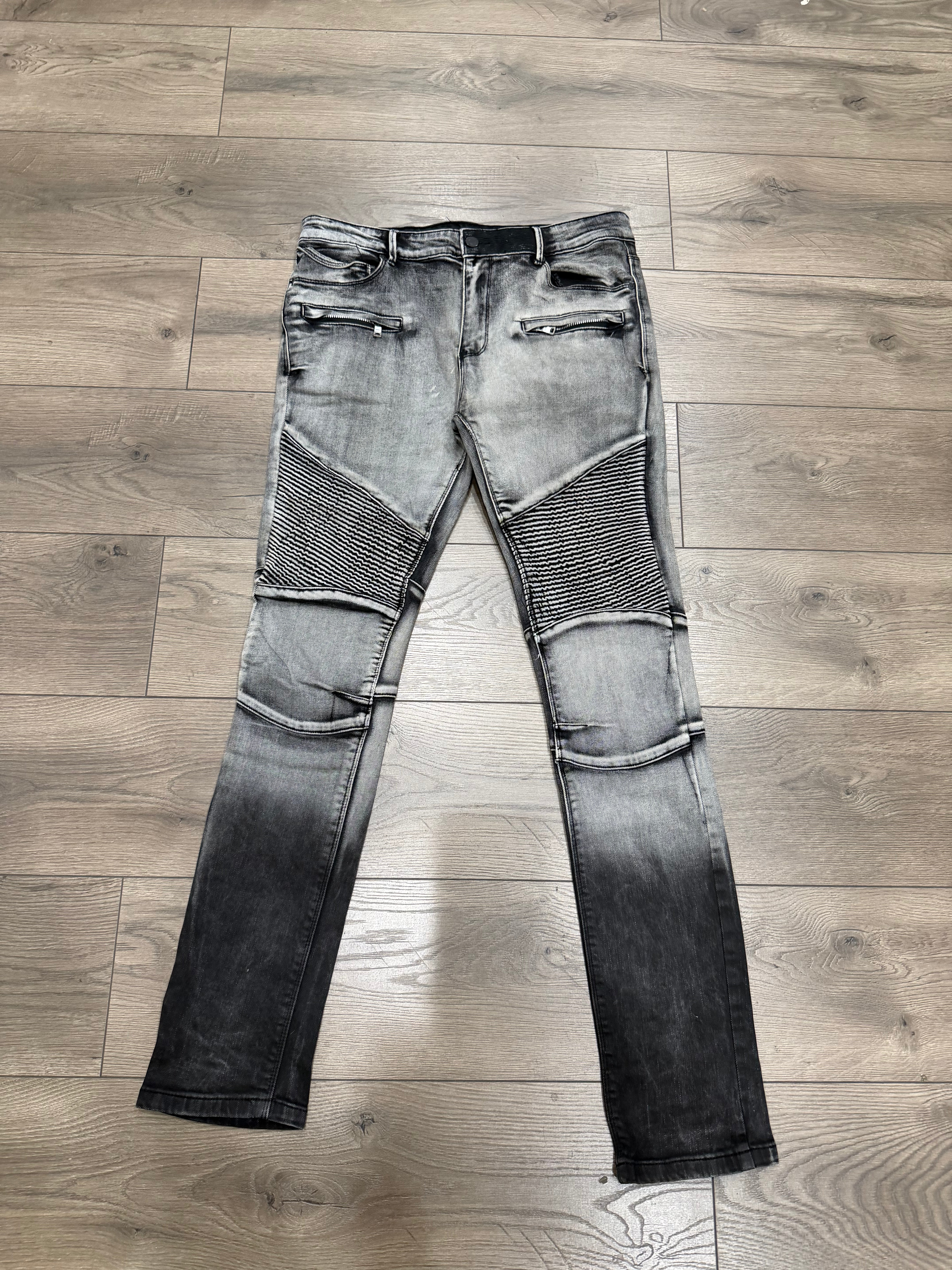 RTA Jeans Grey Used 32