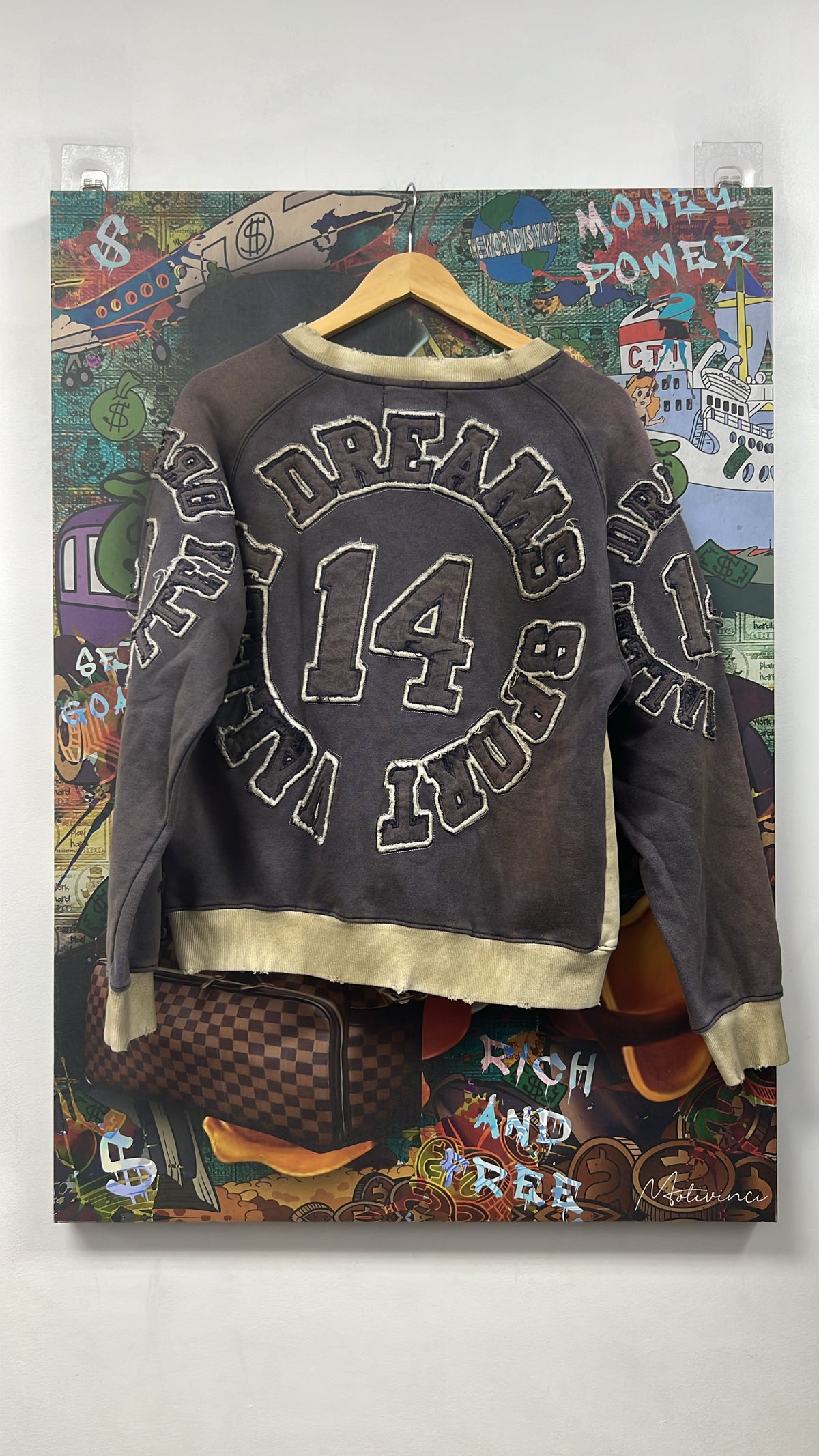 Vale Anthem Crewneck