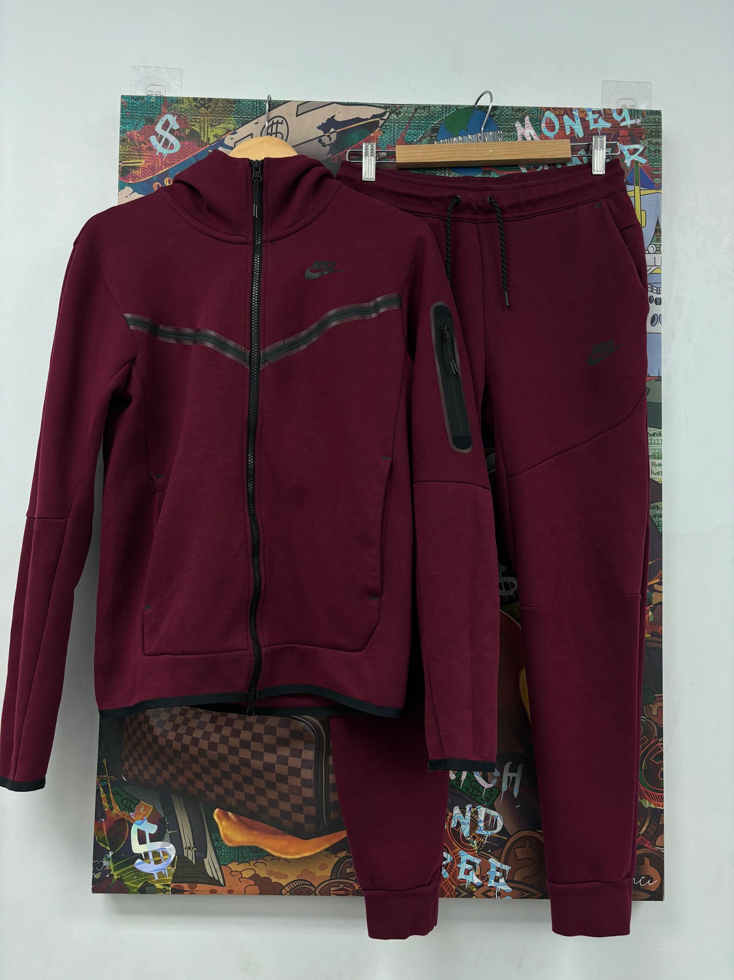 Nike Tech Sweatsuit Maroon Used XS