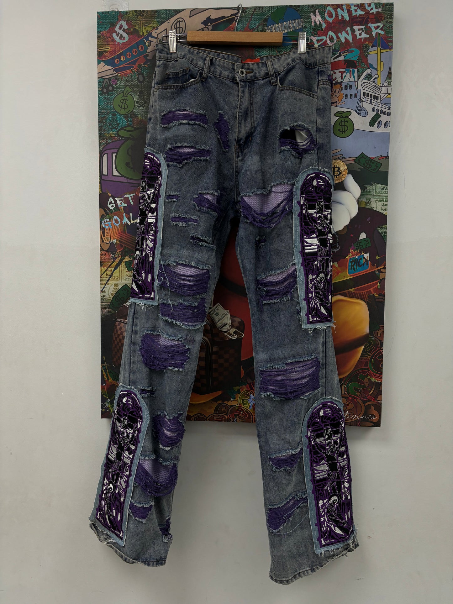 WDW Purple Distressed Denim Light Wash Used 36