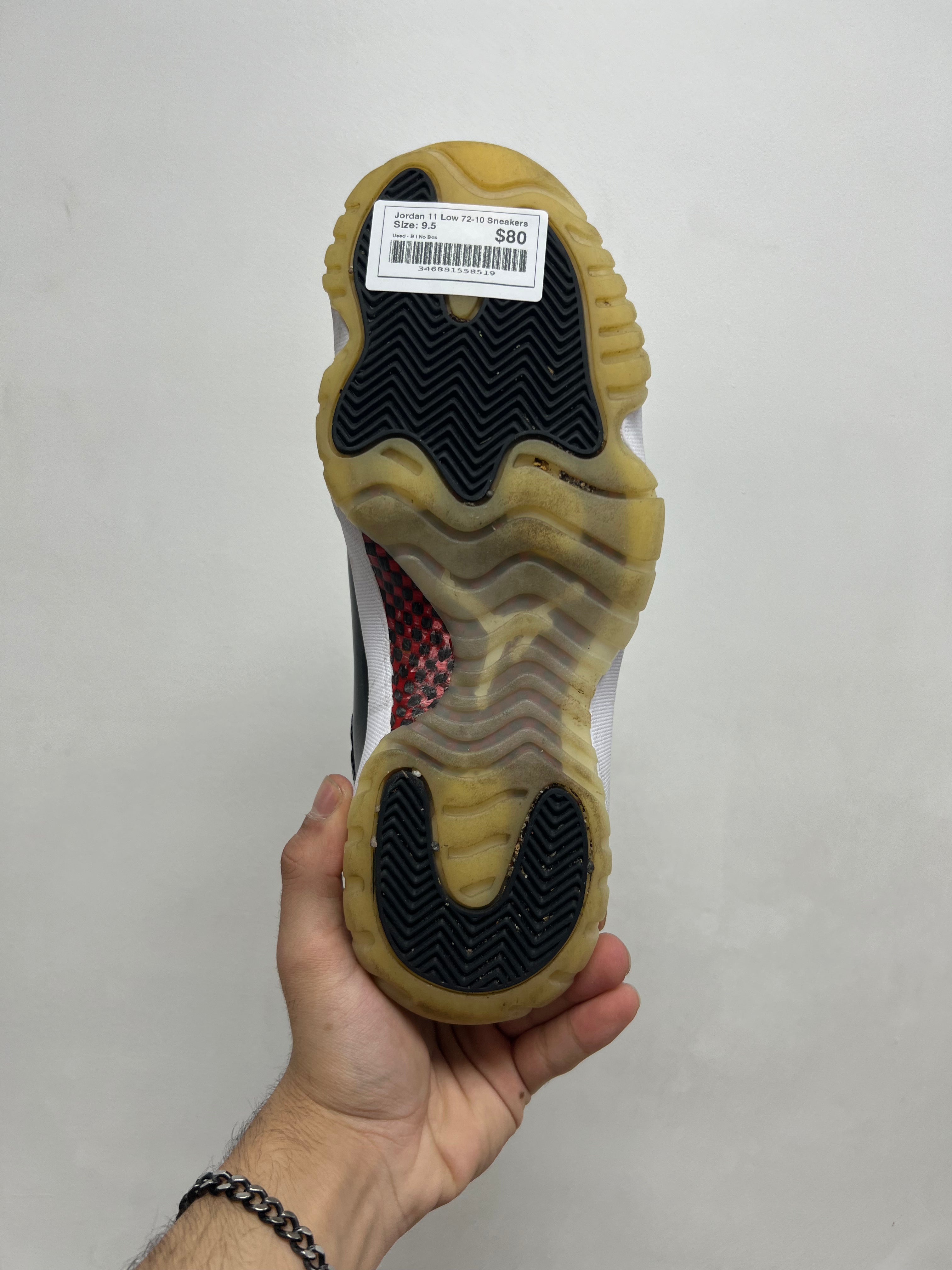 Jordan 11 Low 72-10 Sneakers