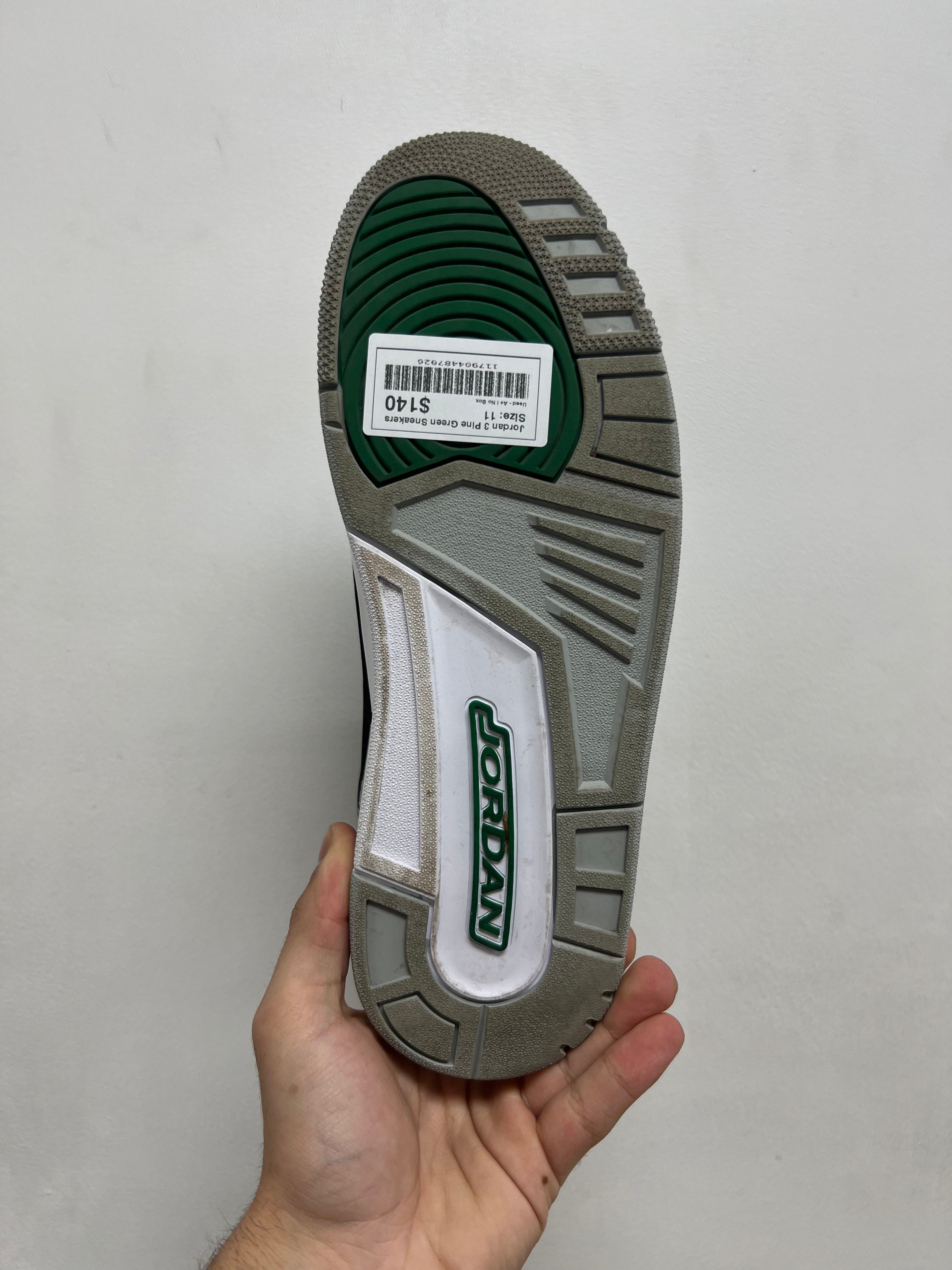 Jordan 3 Pine Green Sneakers