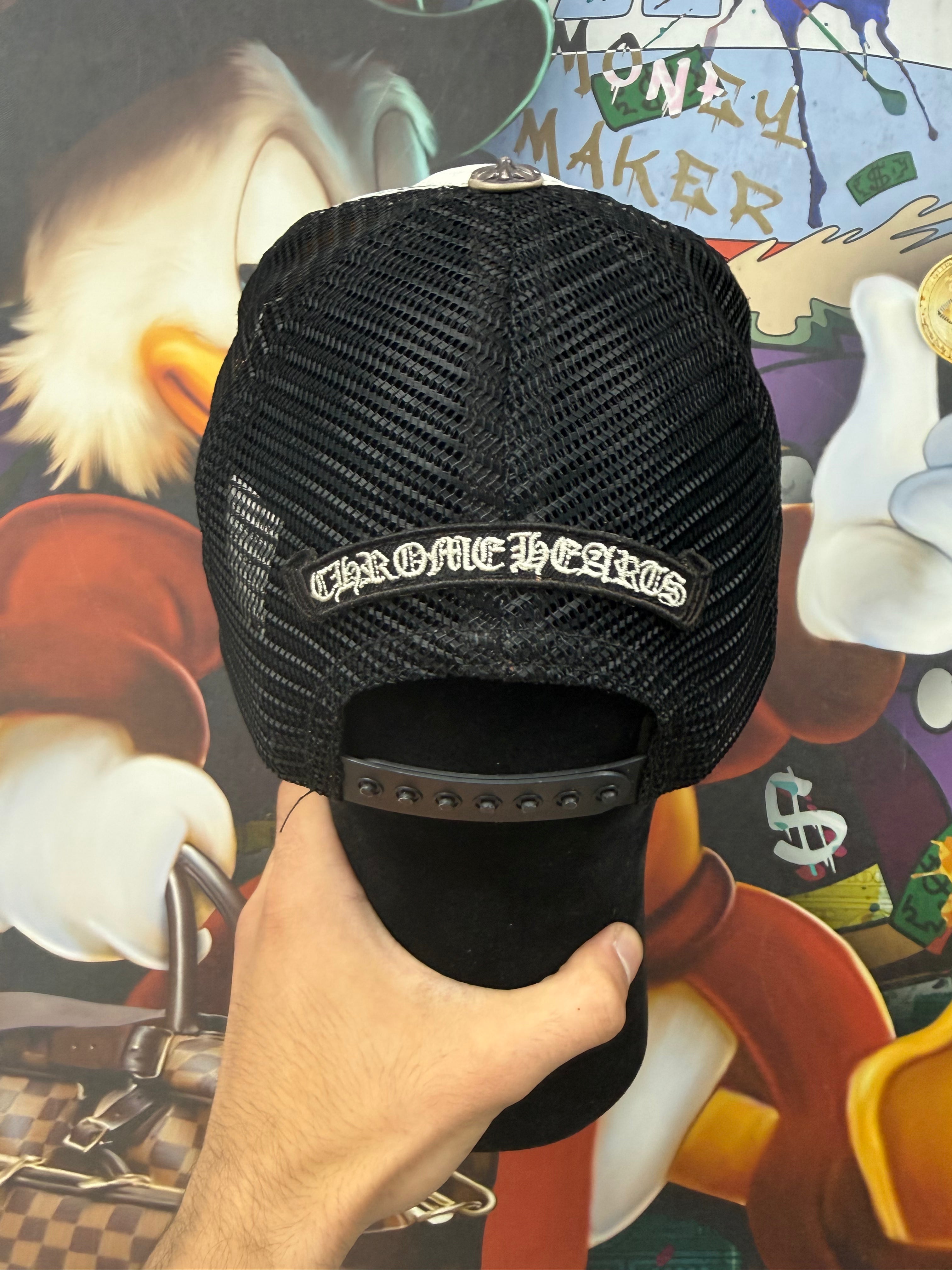 Chrome Hearts White Black Red Chomper Hat