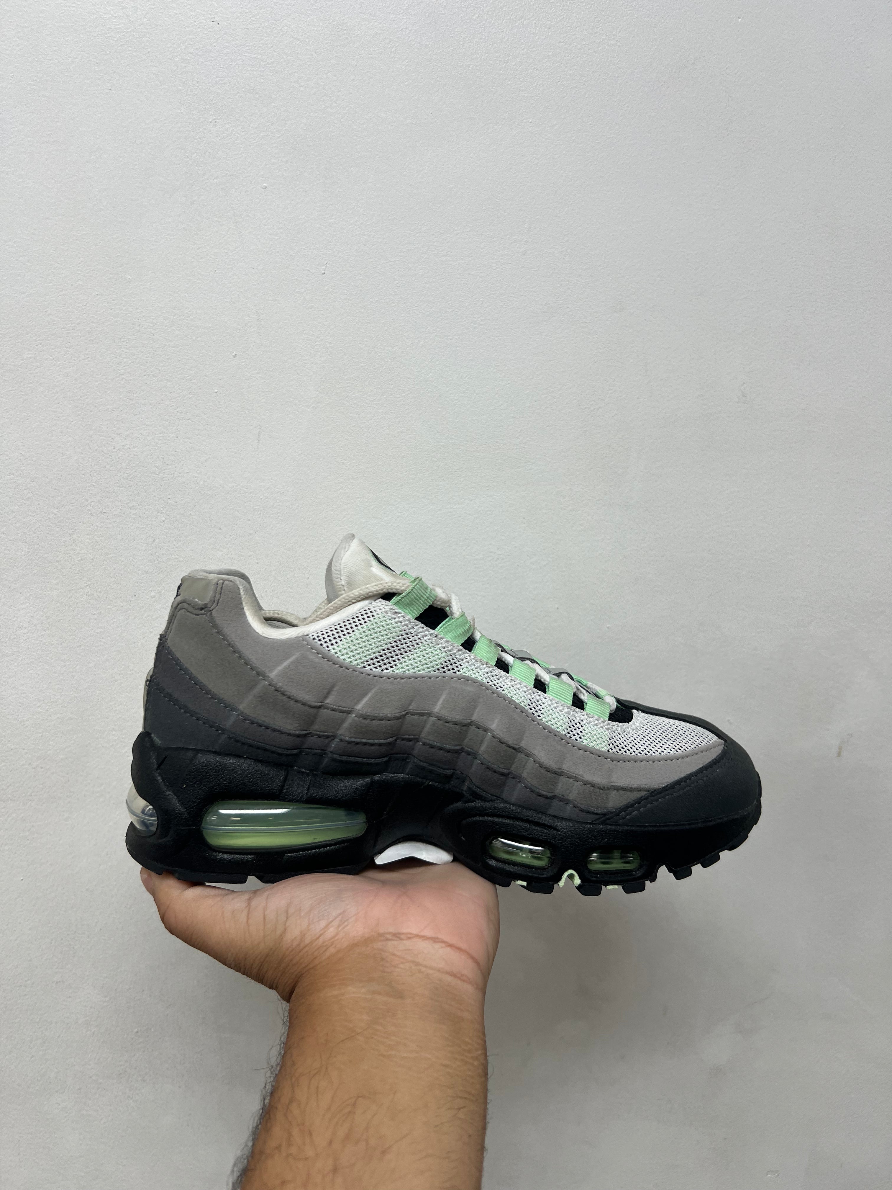Nike AM95 Big Bubble Fresh Mint Sneakers