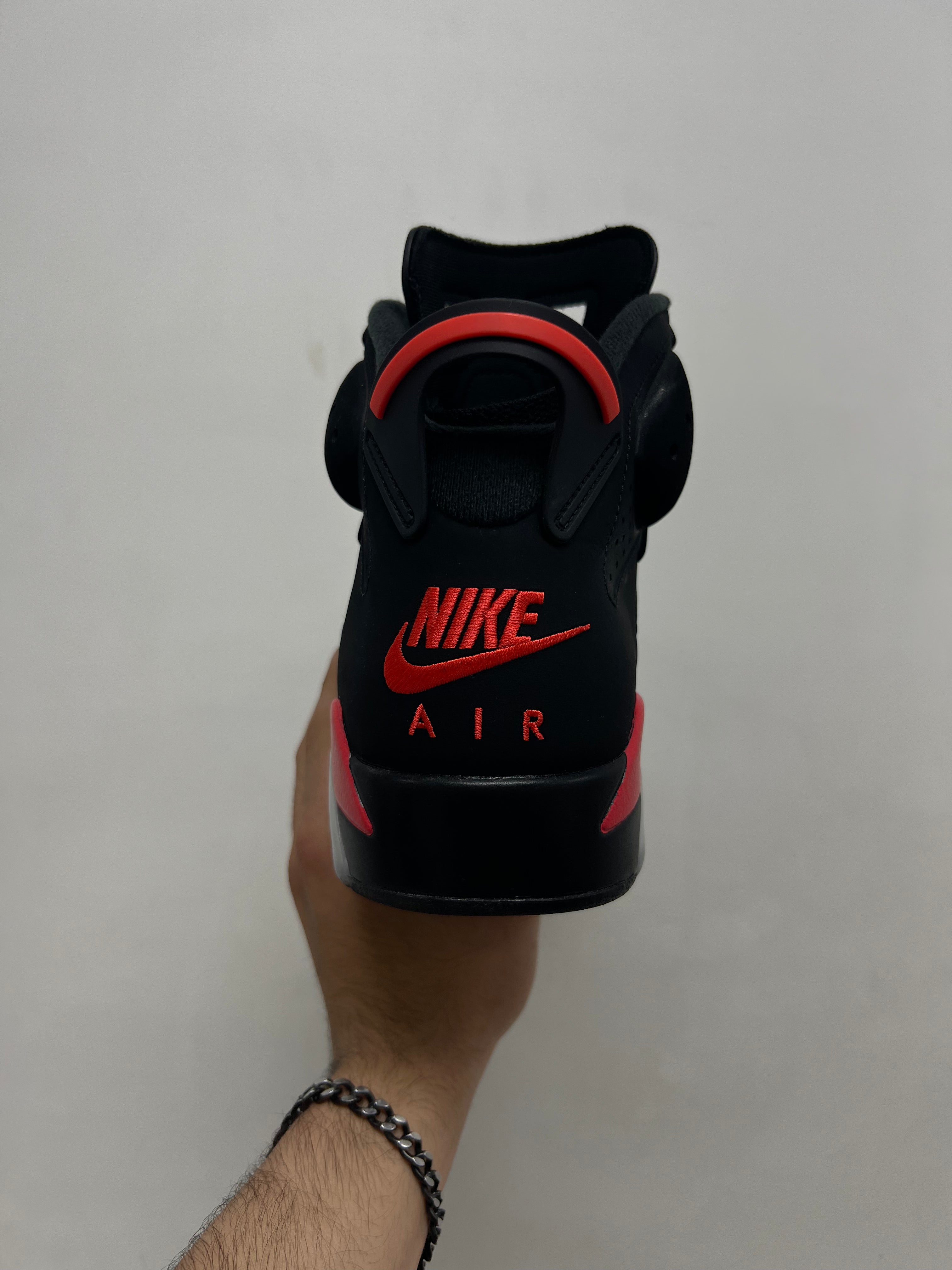 Jordan 6 Infrared Sneakers