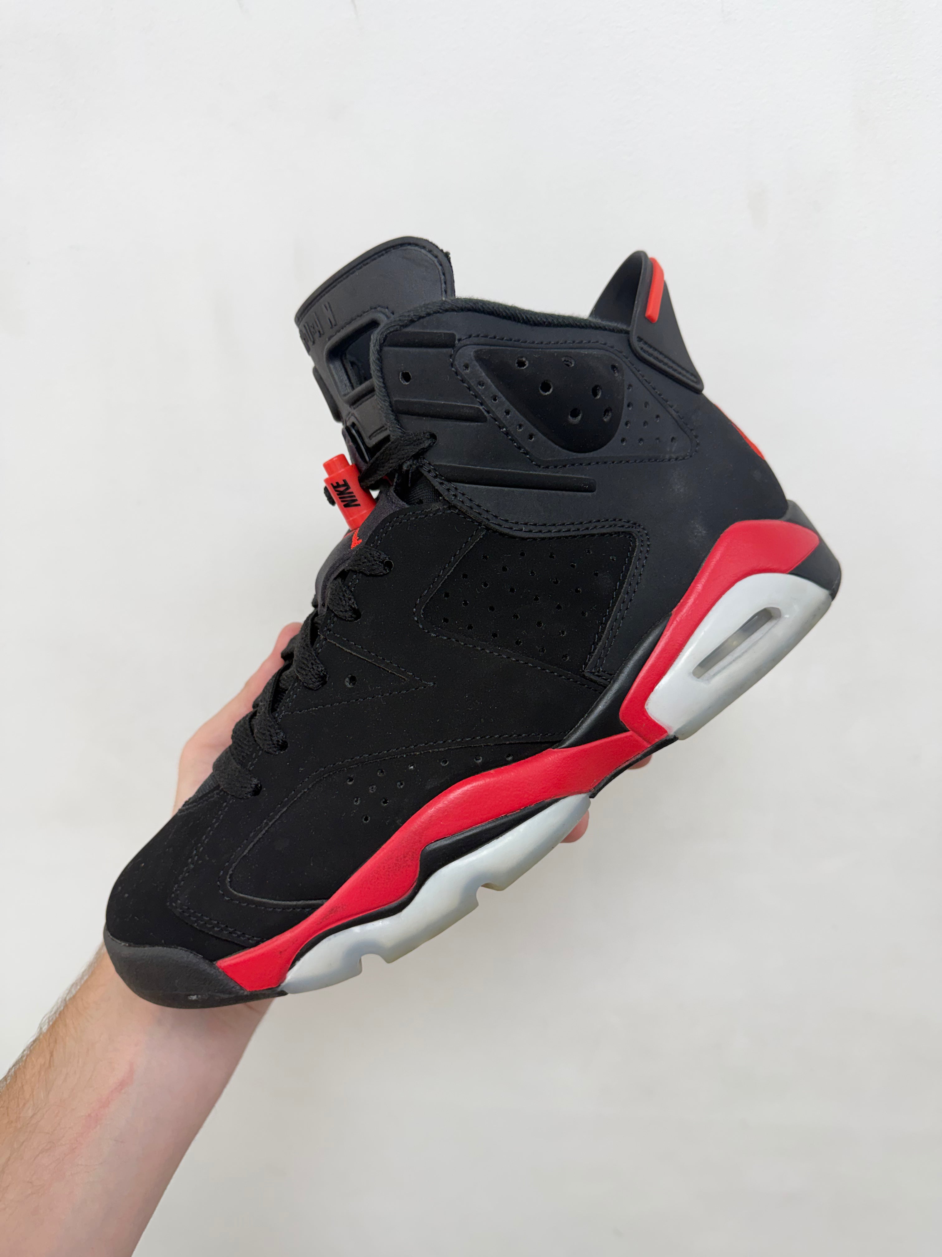 Jordan 6 Infrared Salesman Sneakers