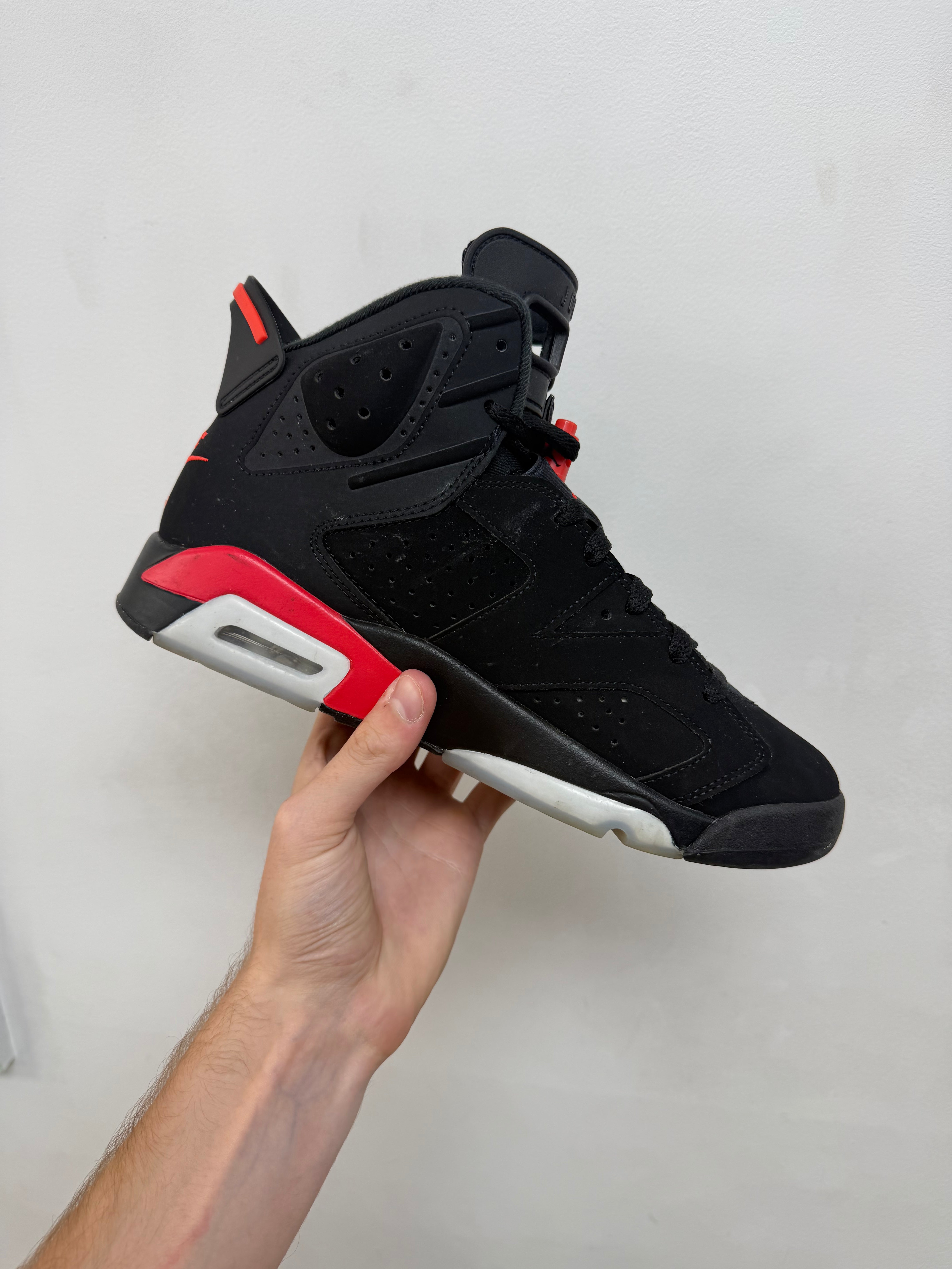 Jordan 6 Infrared Salesman Sneakers