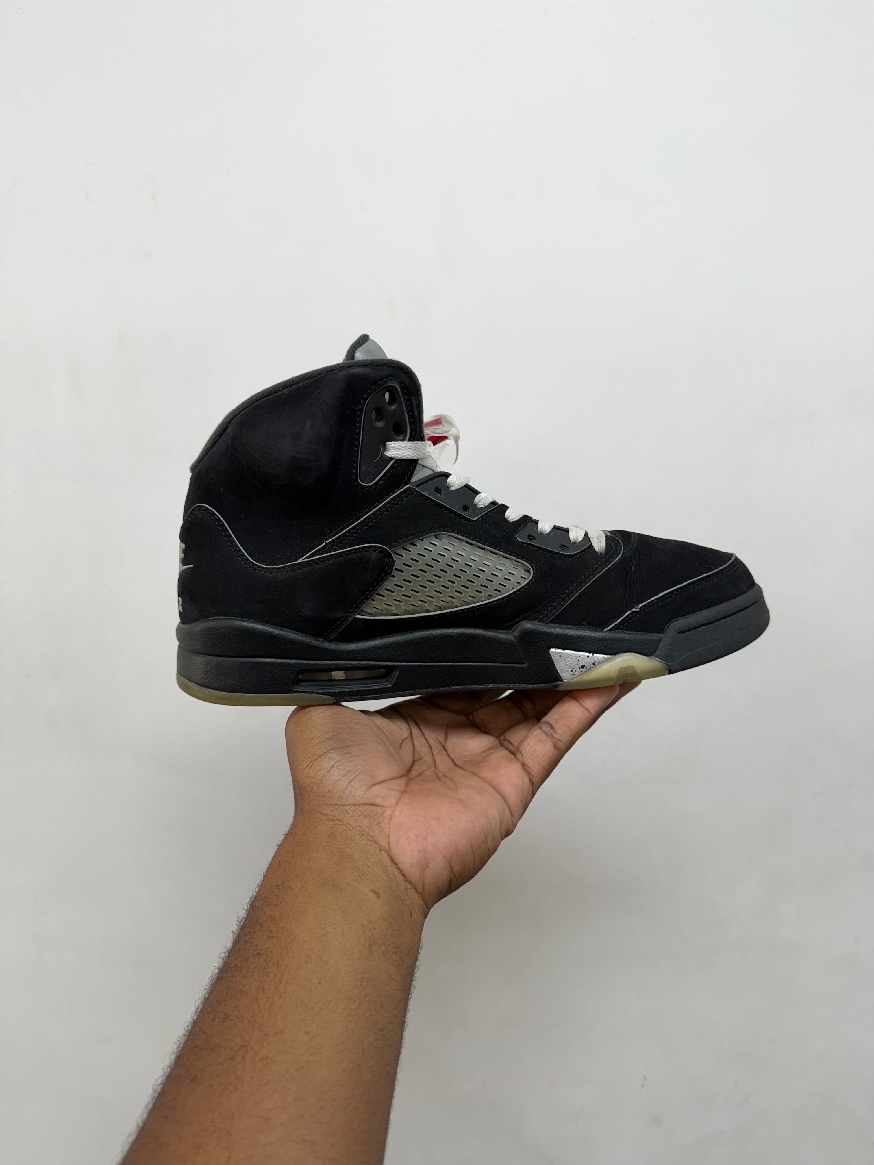 Jordan 5 Black Metallic Sneakers