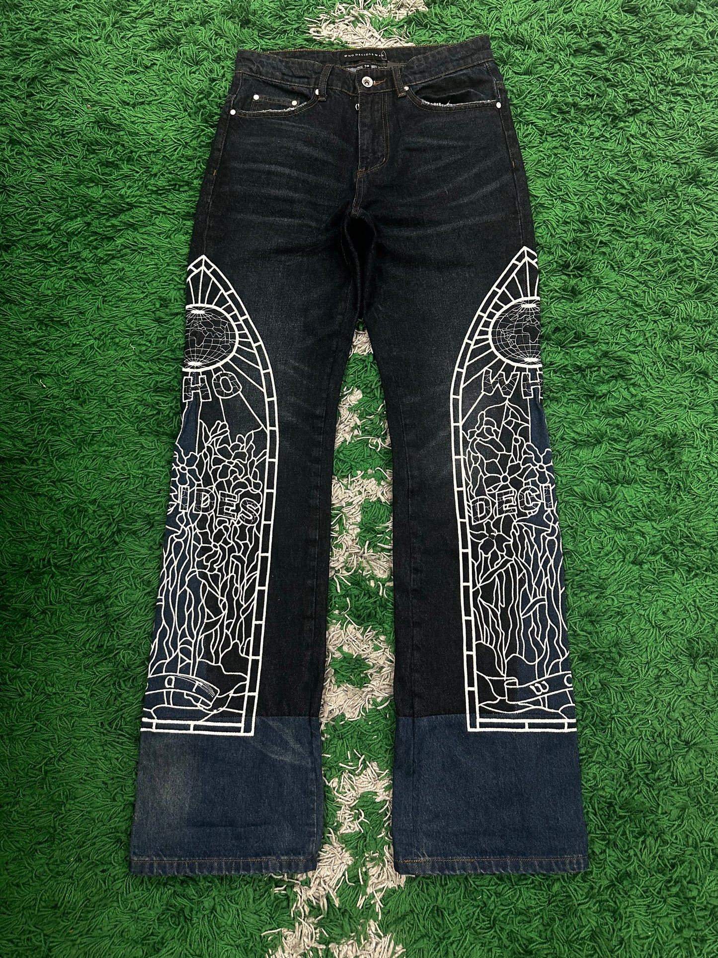 WDW Embossed Cowboy Denim Dark Wash 28 Used