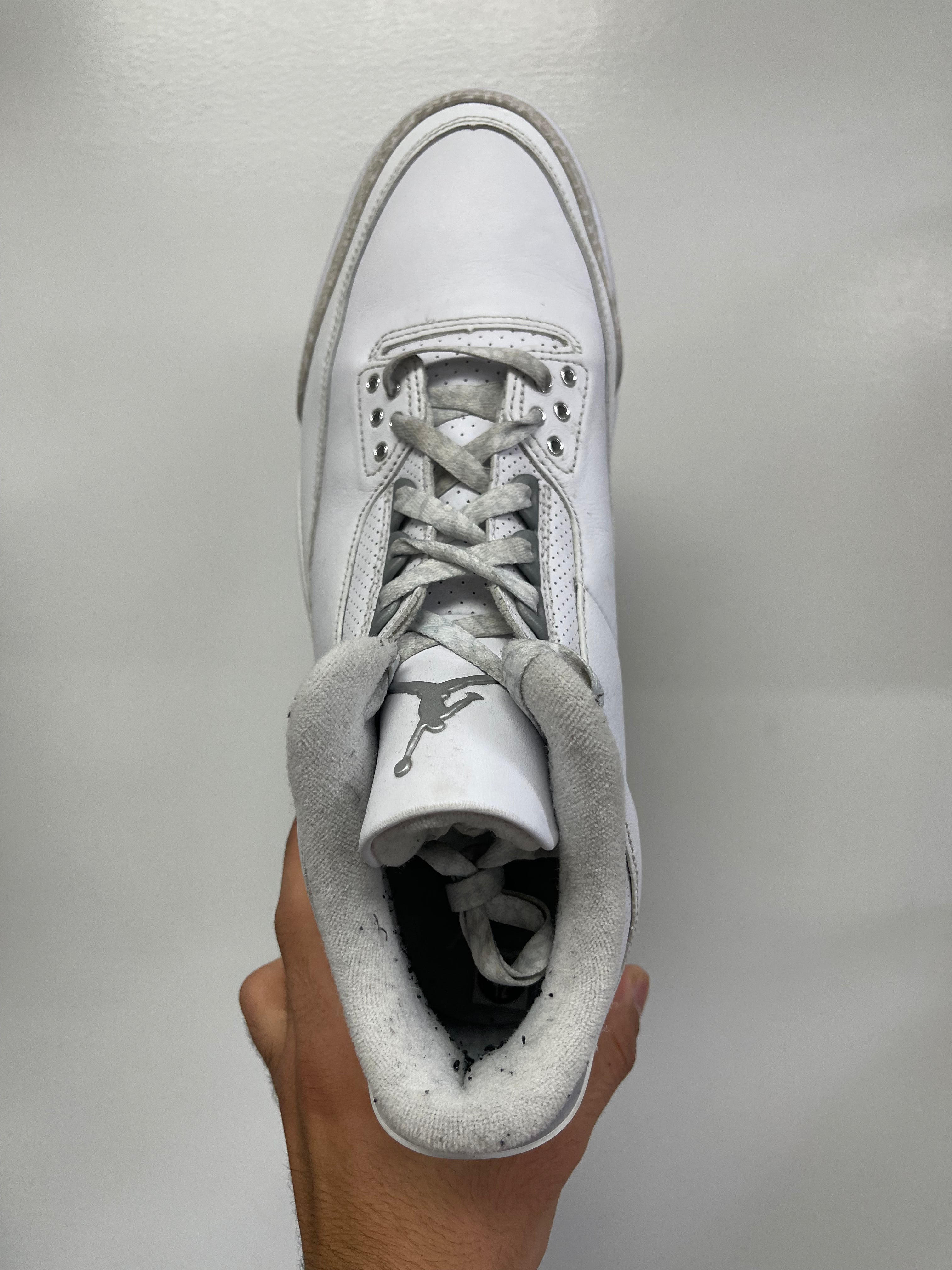 Nike Jordan 3 Pure Money Sneakers
