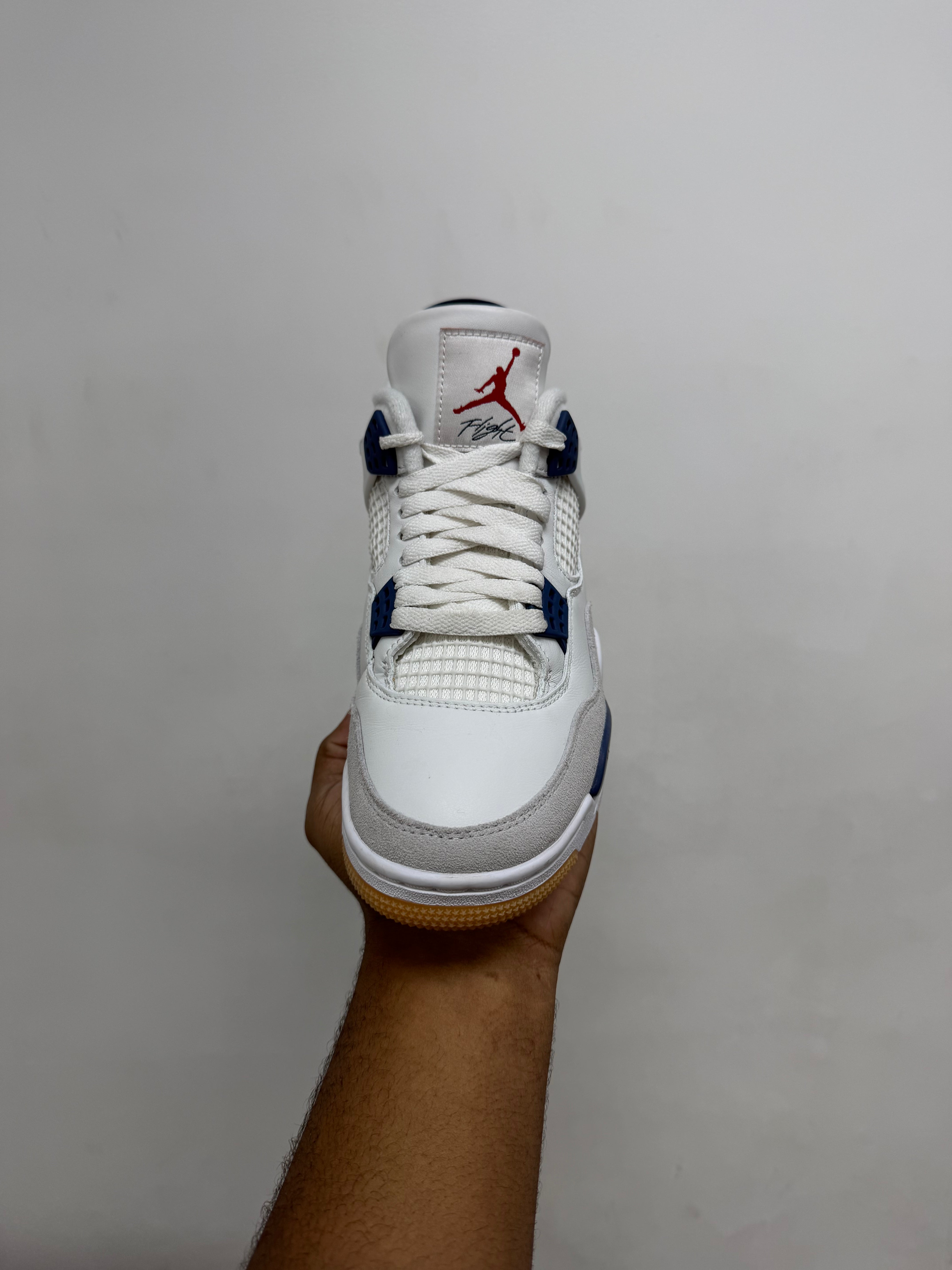 Jordan 4 SB Navy Sneakers