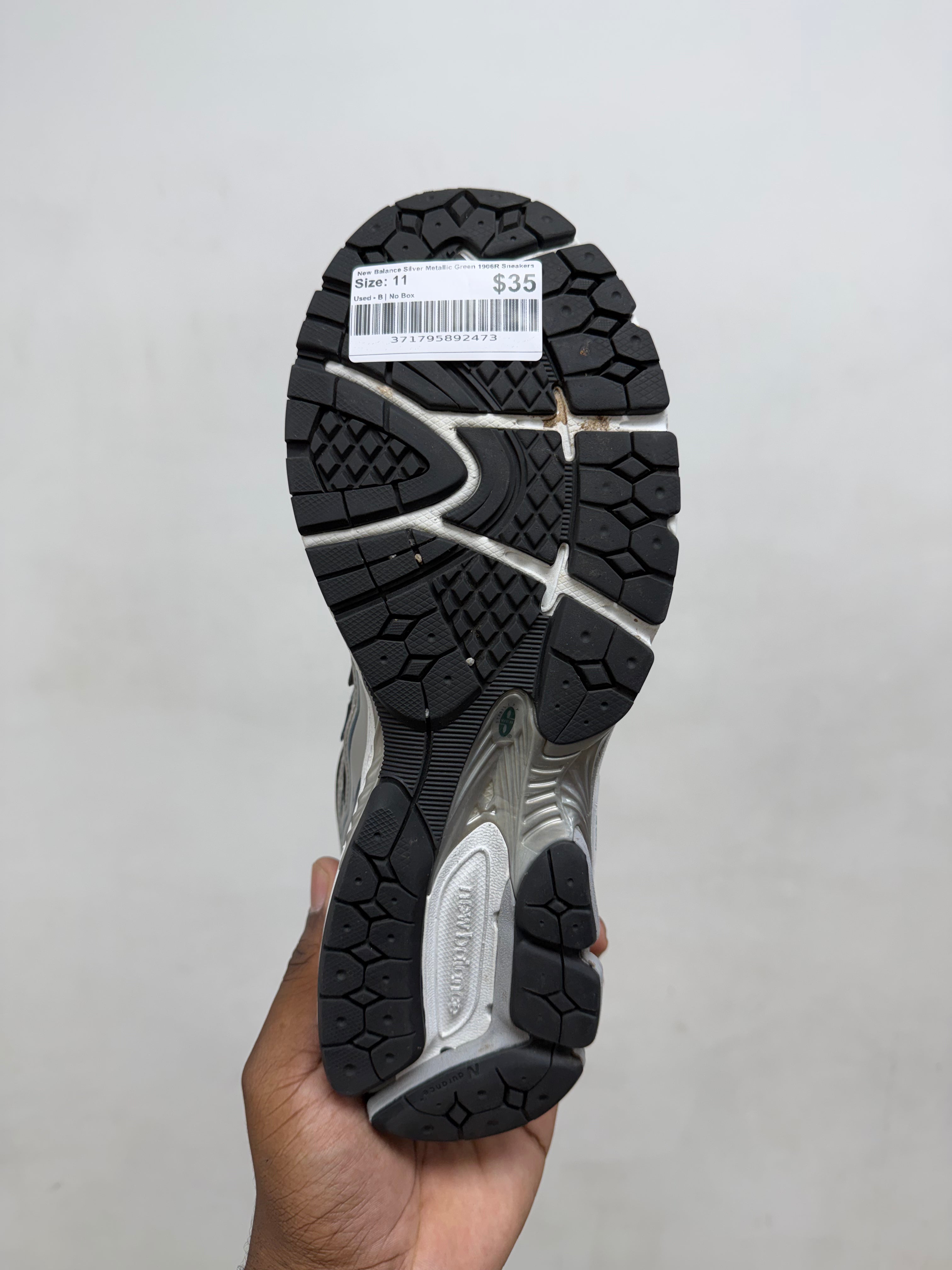 New Balance Silver Metallic Green 1906R Sneakers