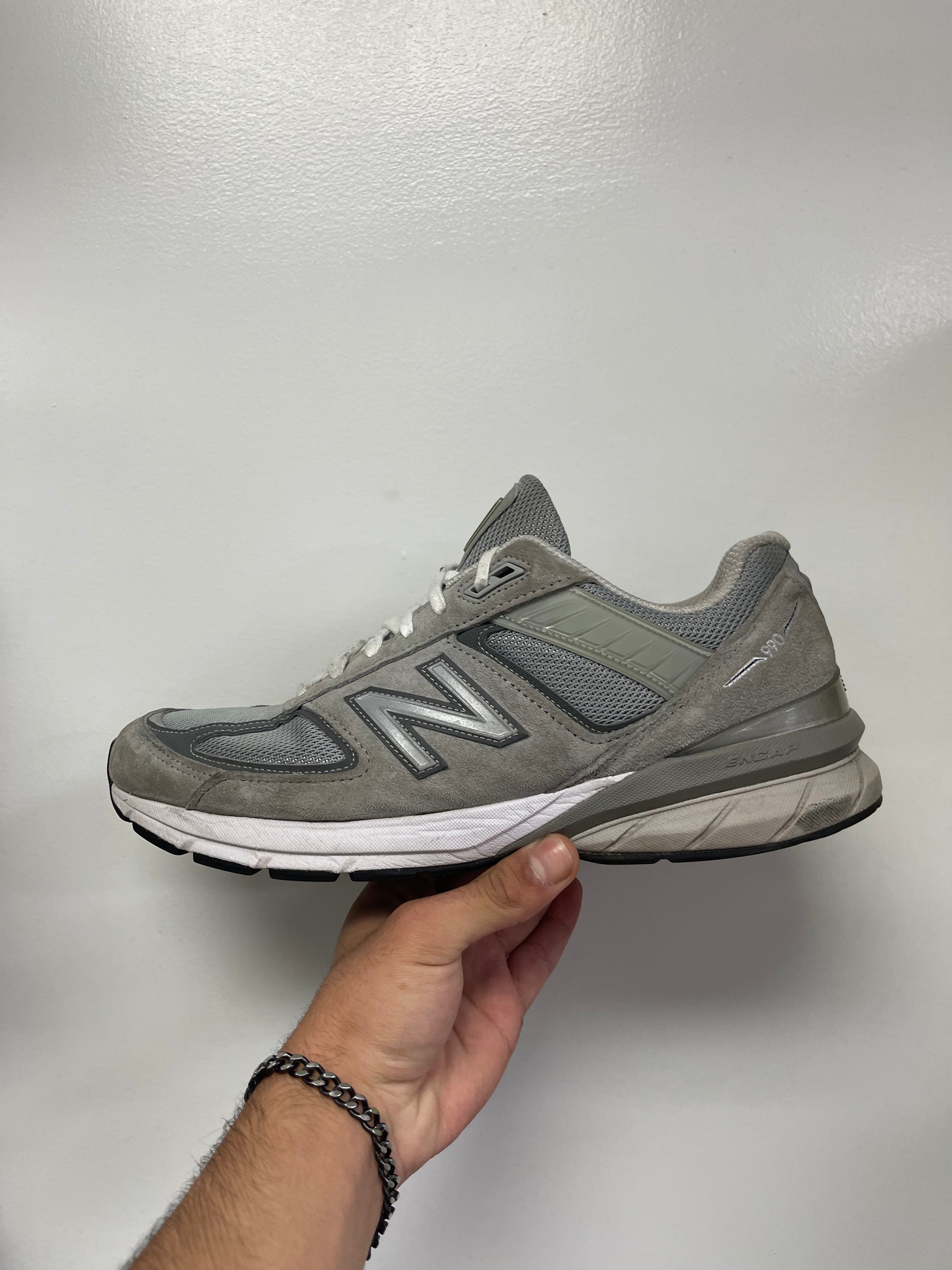 New Balance Grey 990v5 Sneakers