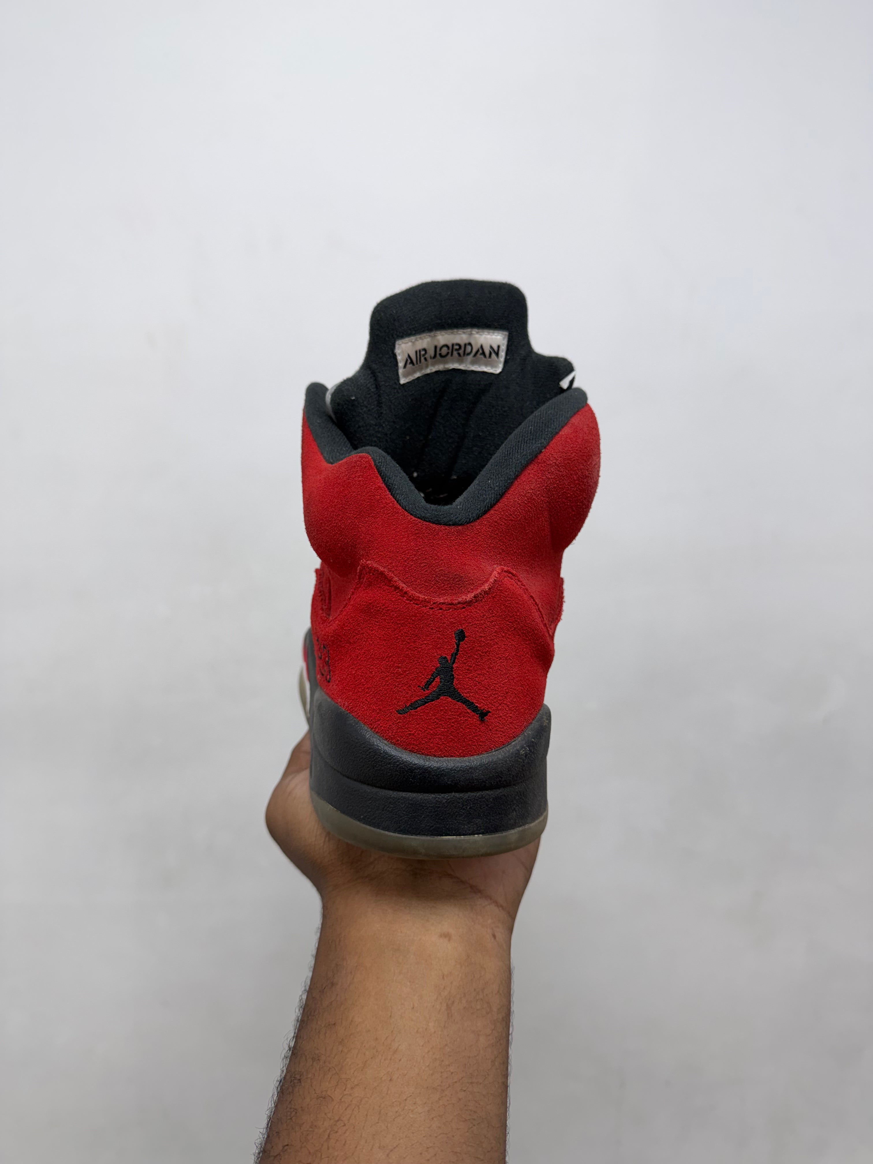 Jordan 5 Raging Bulls Sneakers
