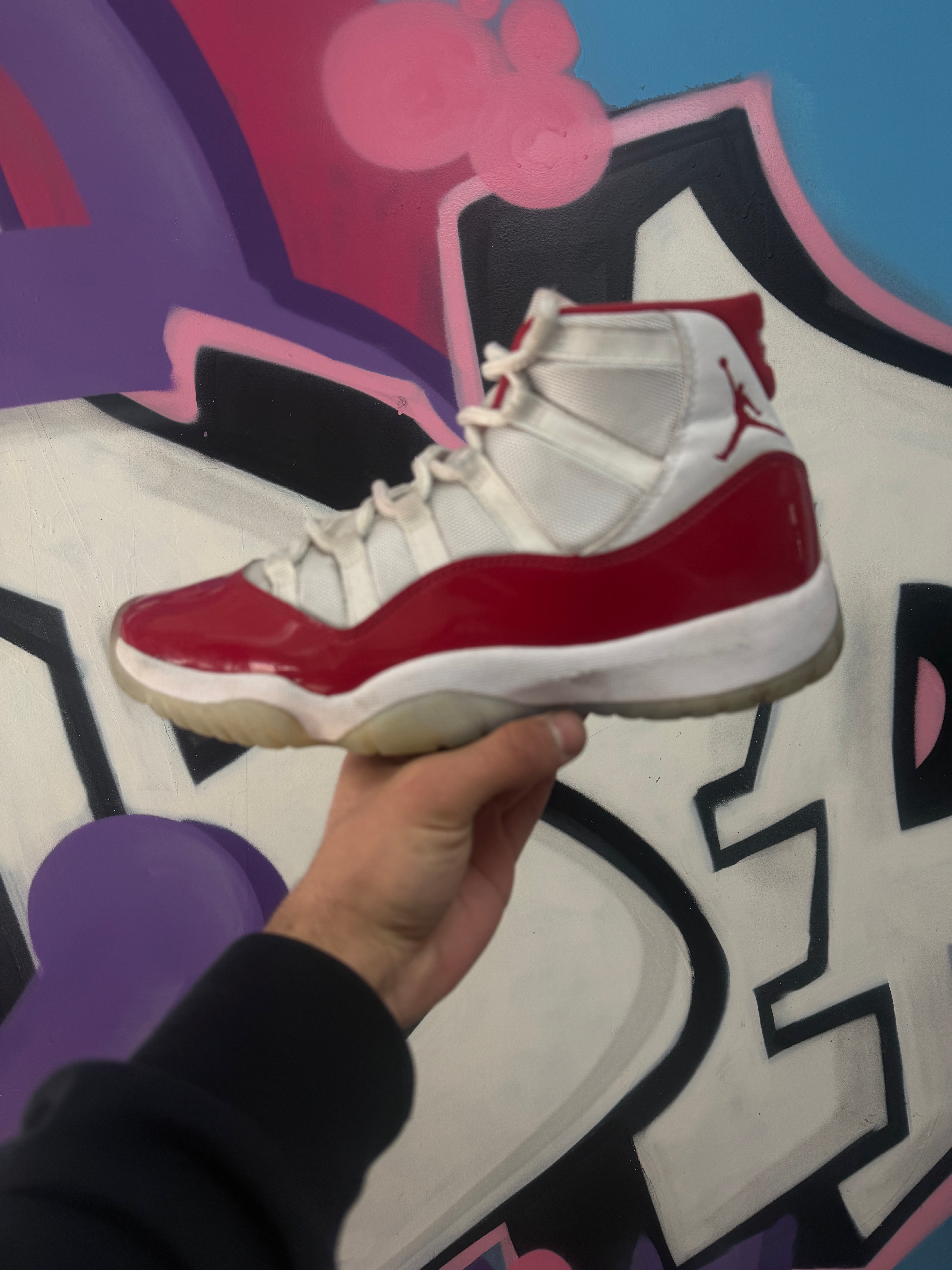 Jordan 11 Cherry Sneakers