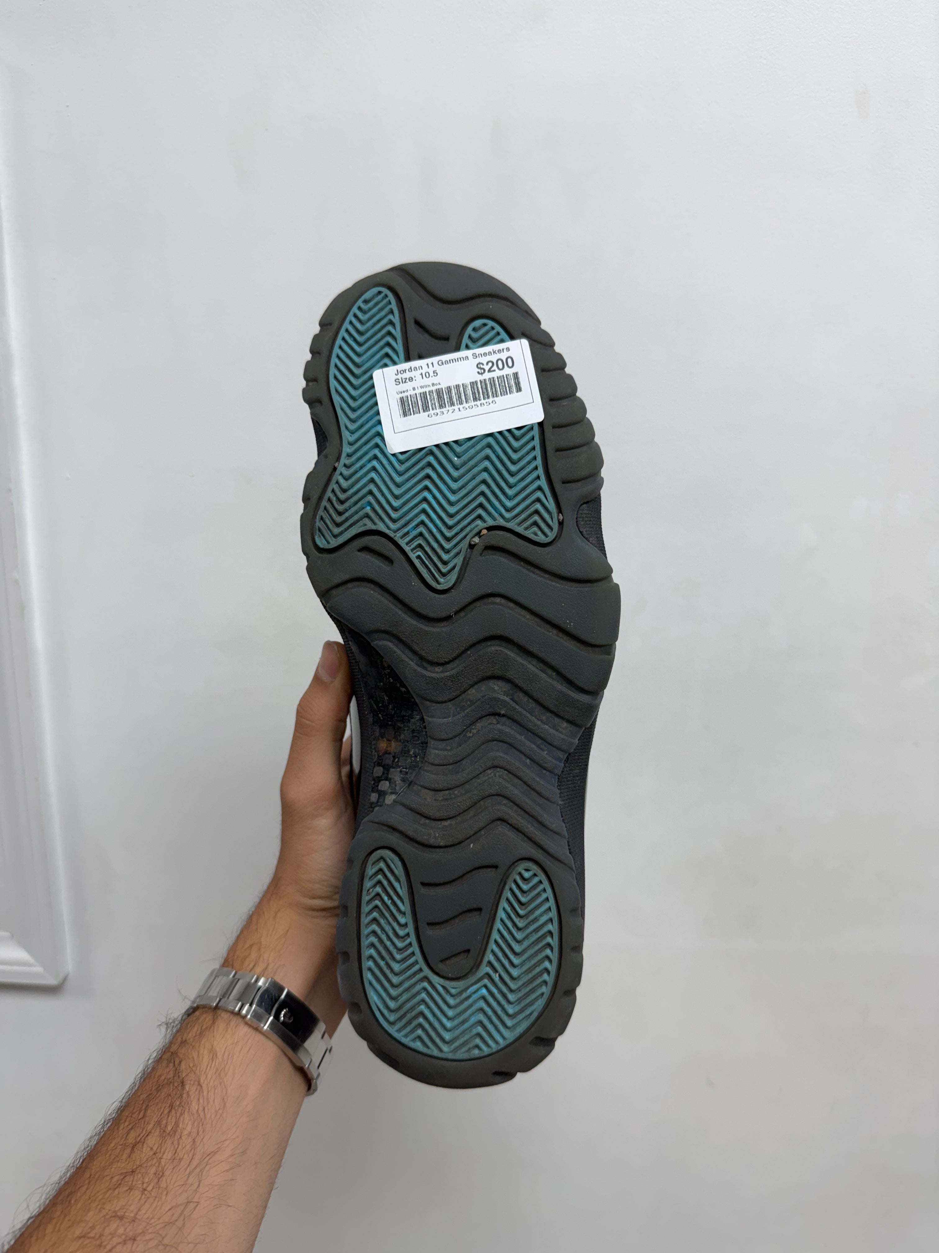 Jordan 11 Gamma Sneakers