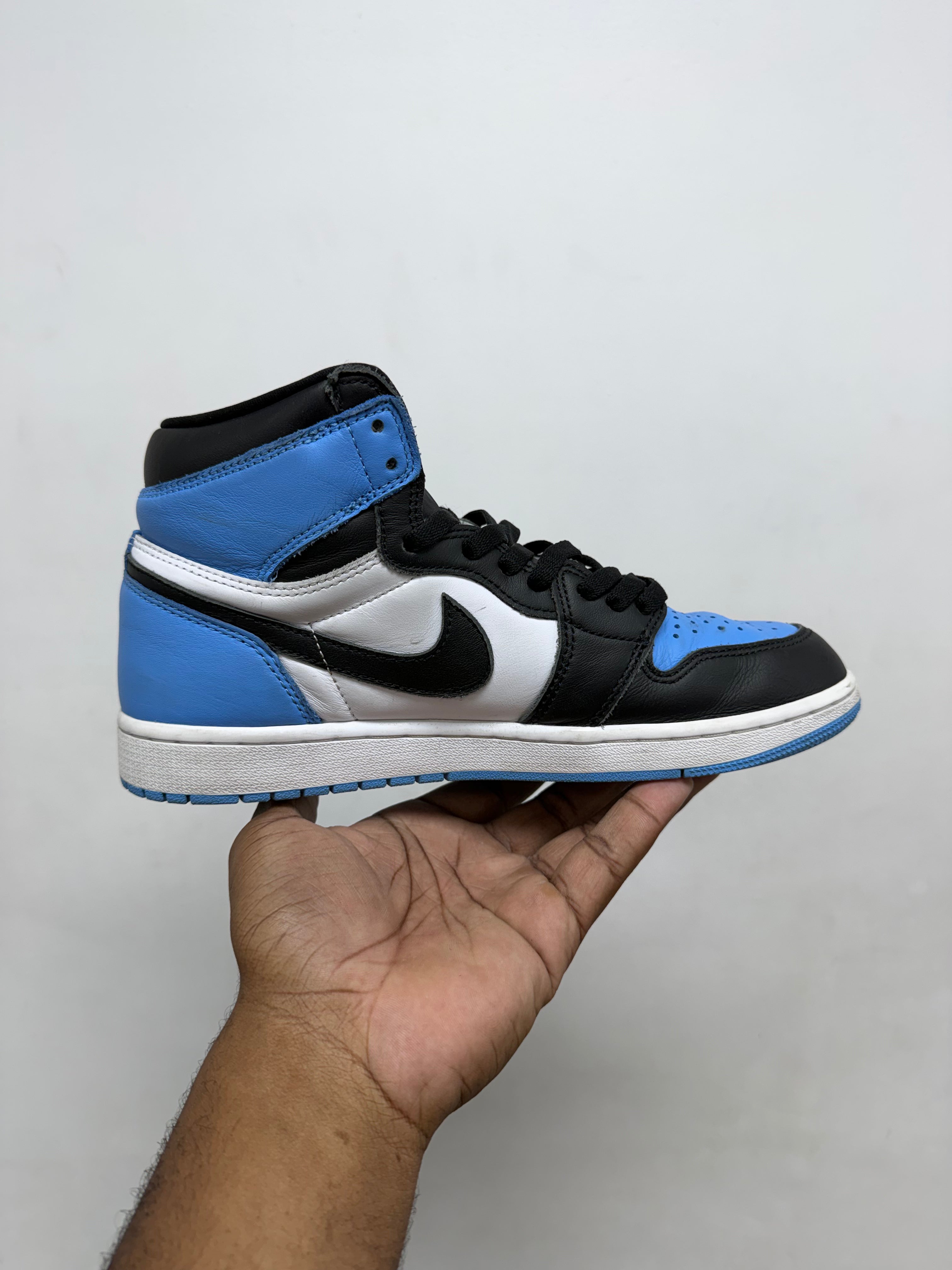 Jordan 1 UNC Toe Sneakers