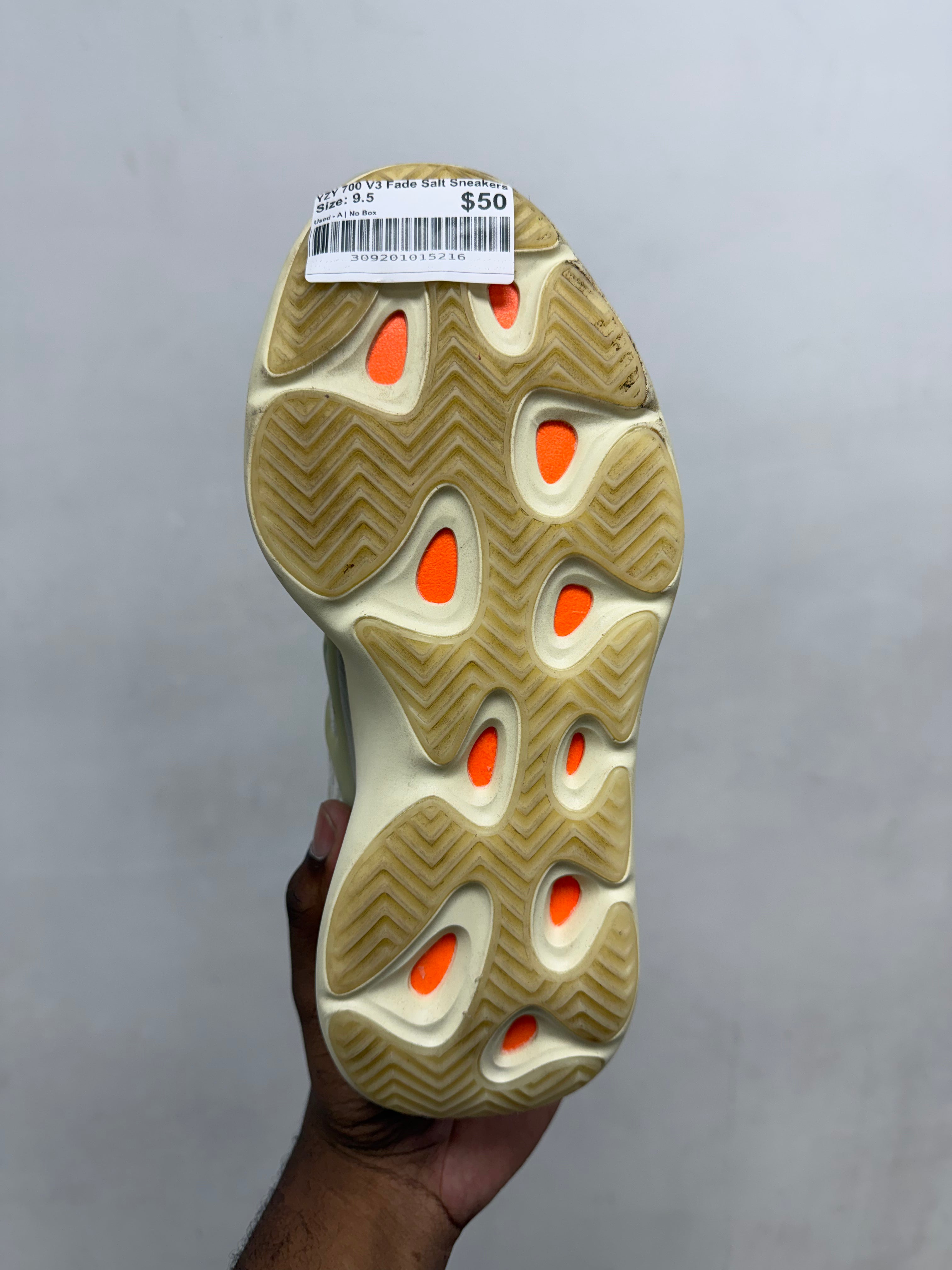 YZY 700 V3 Fade Salt Sneakers