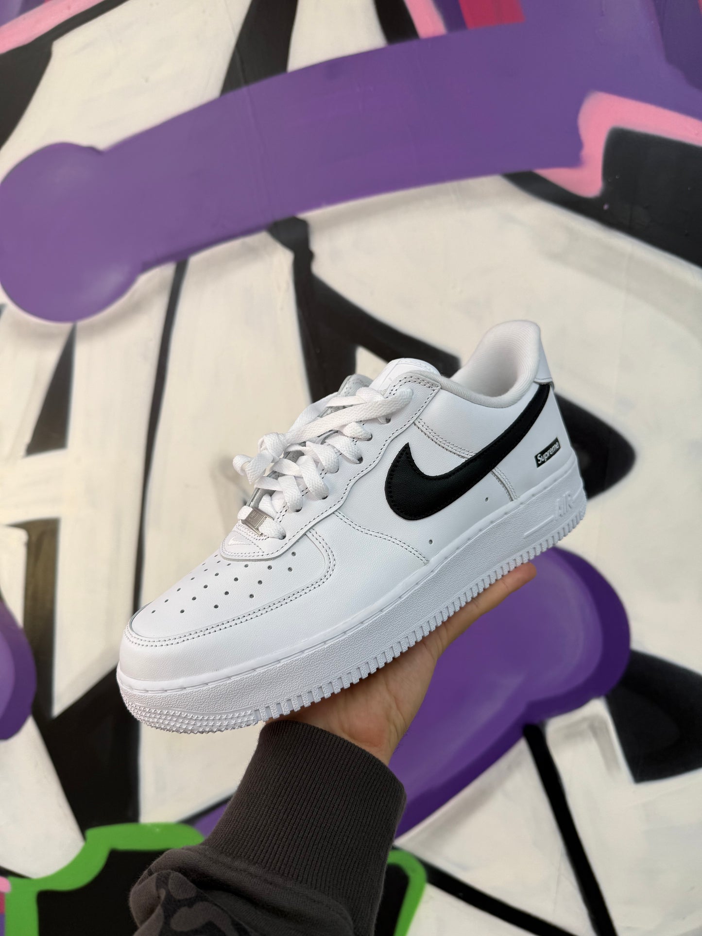 Supreme Nike AF1 White Black Sneakers